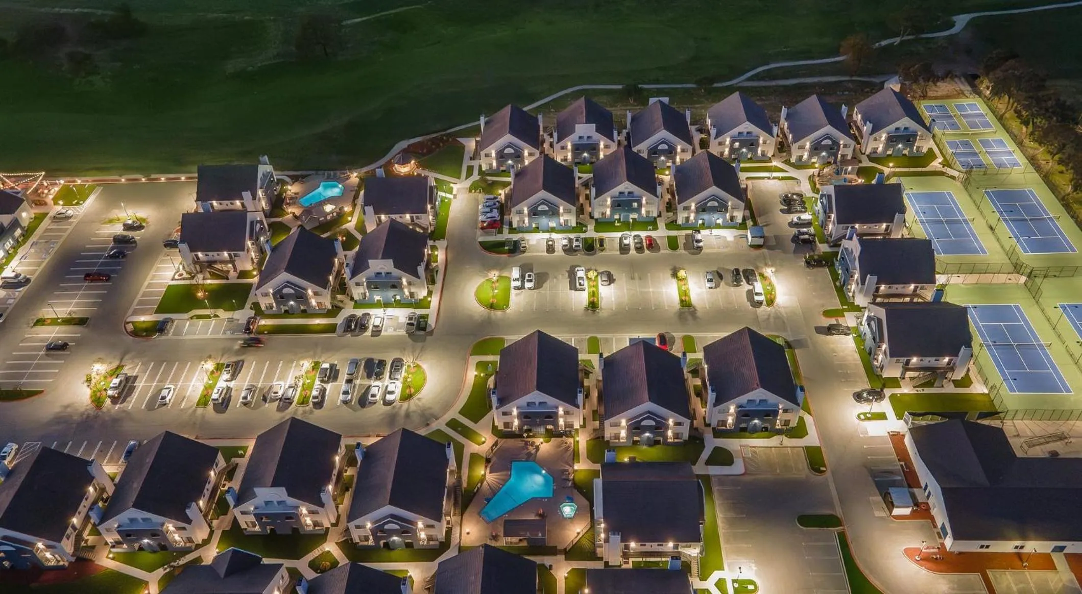 Property building in Staybridge Suites Oxnard - River Ridge by IHG