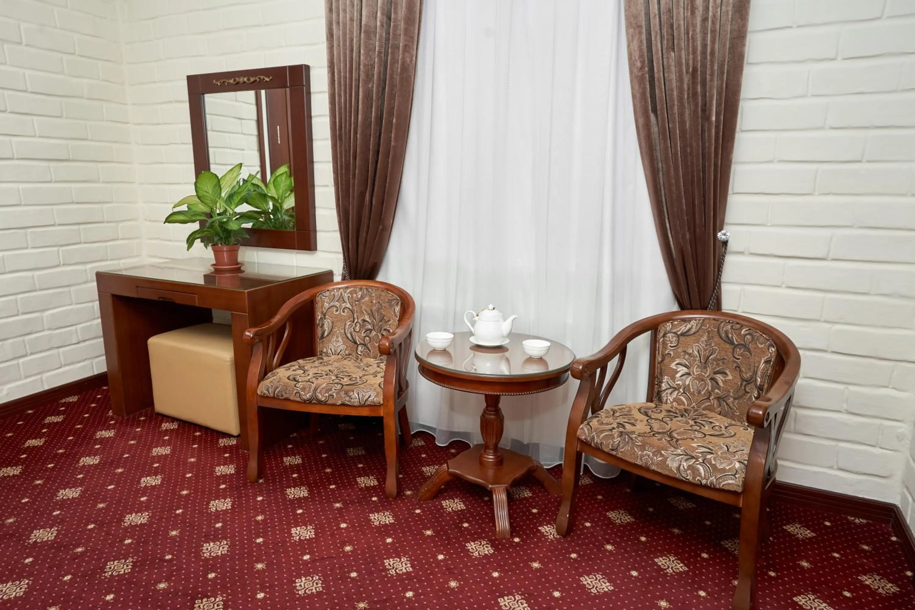 Seating area in Rakat Plaza