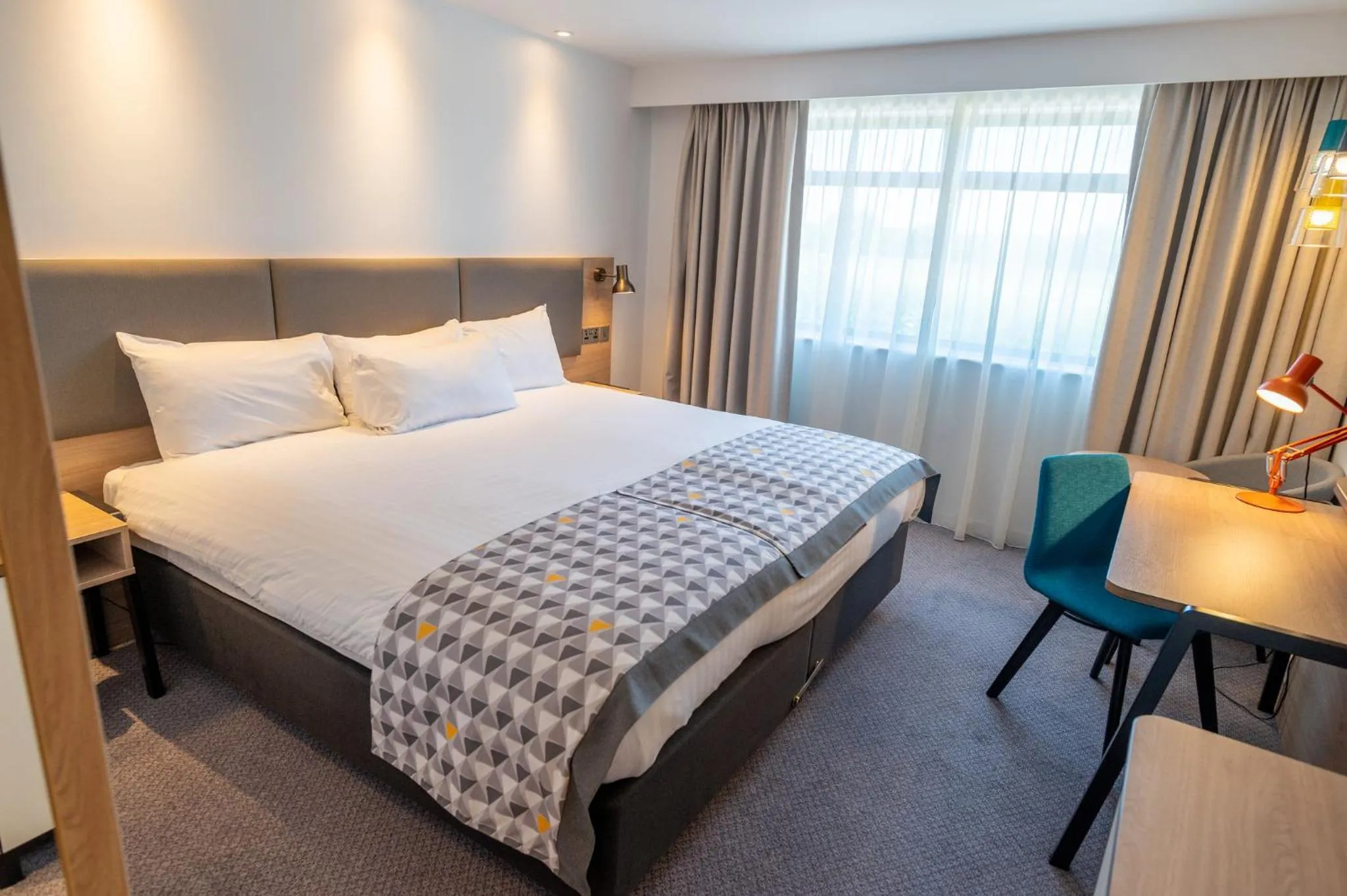 Photo of the whole room, Bed in Holiday Inn - Leicester - Wigston by IHG