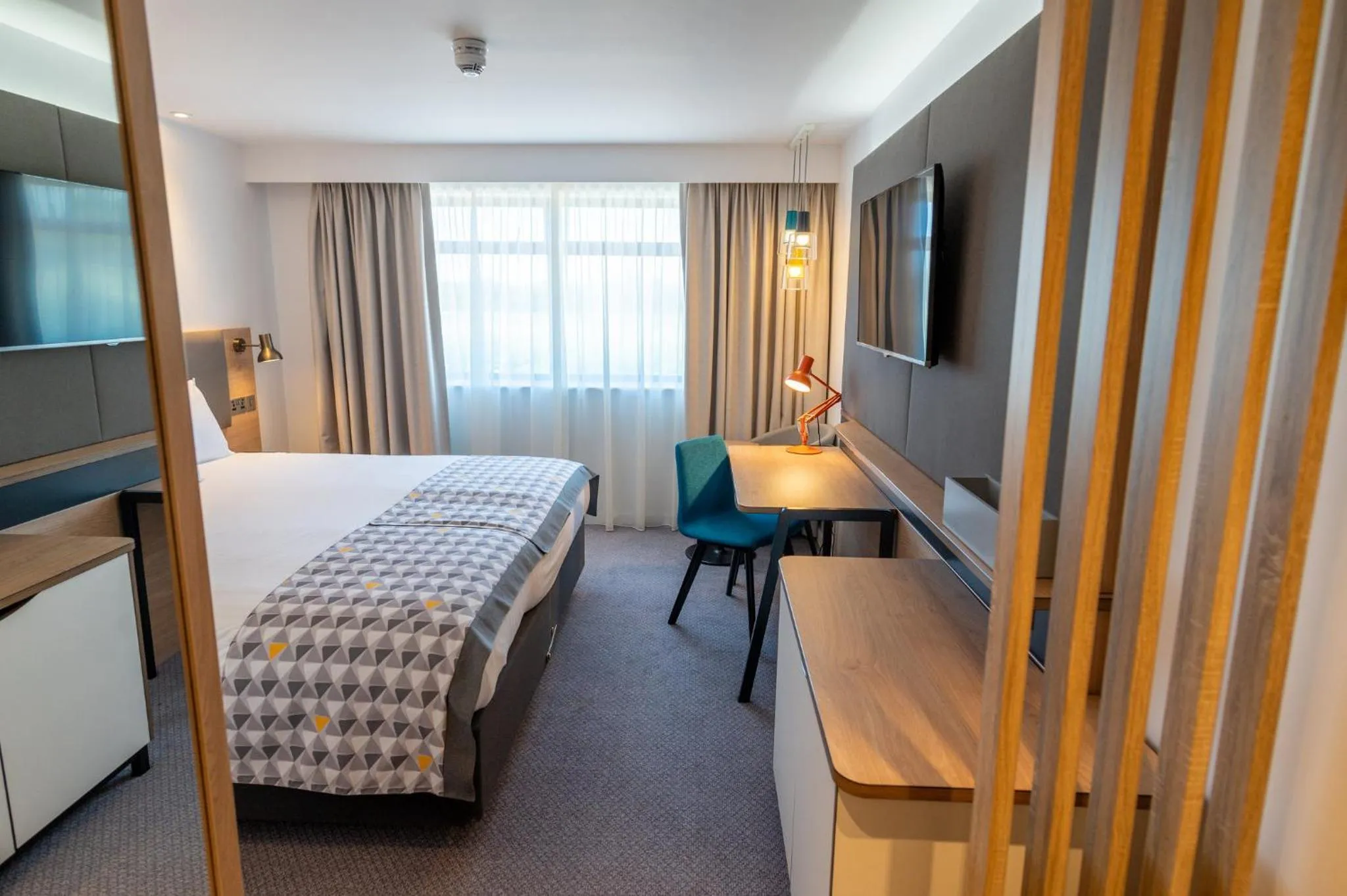 Photo of the whole room, Bed in Holiday Inn - Leicester - Wigston by IHG