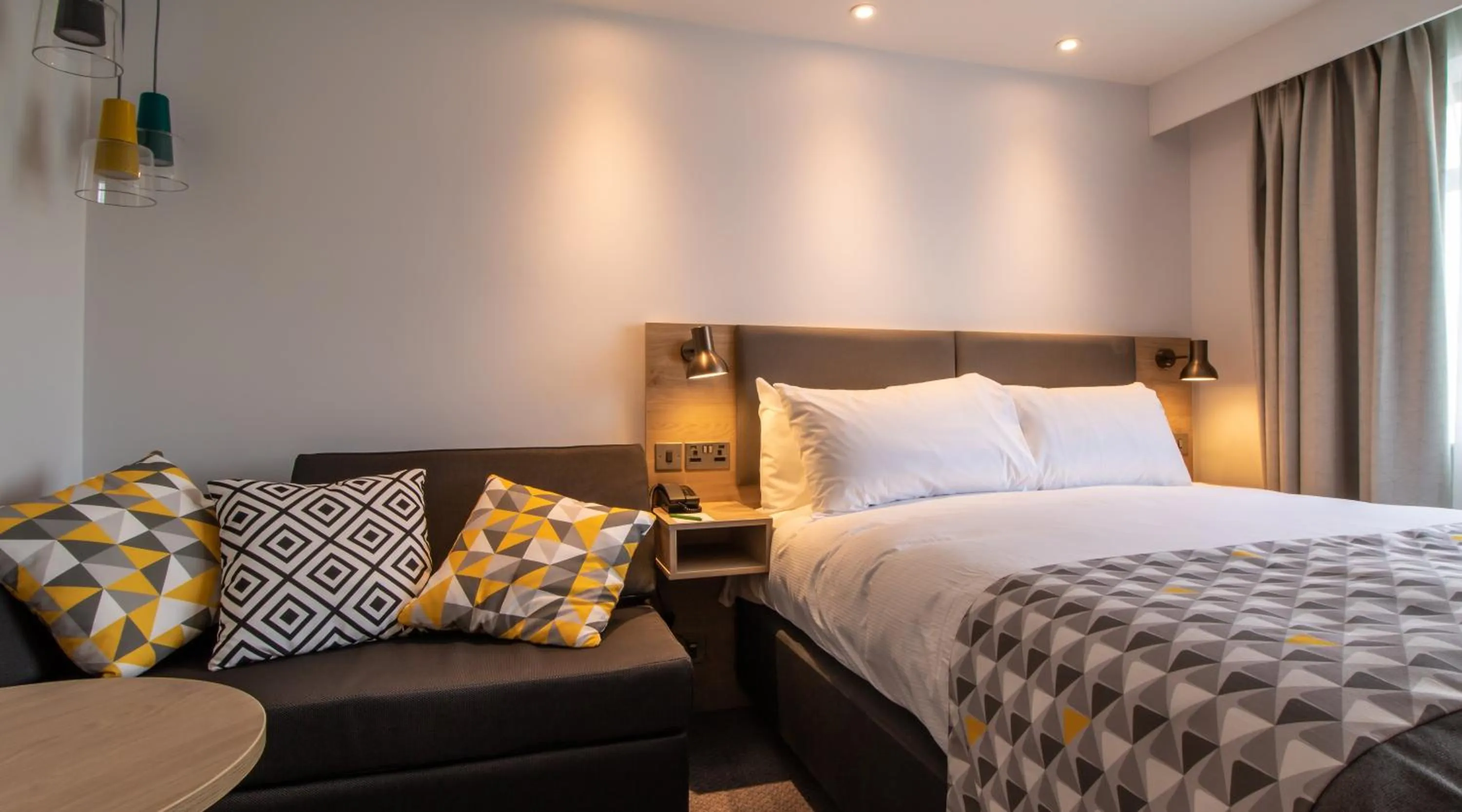 Photo of the whole room, Bed in Holiday Inn - Leicester - Wigston by IHG