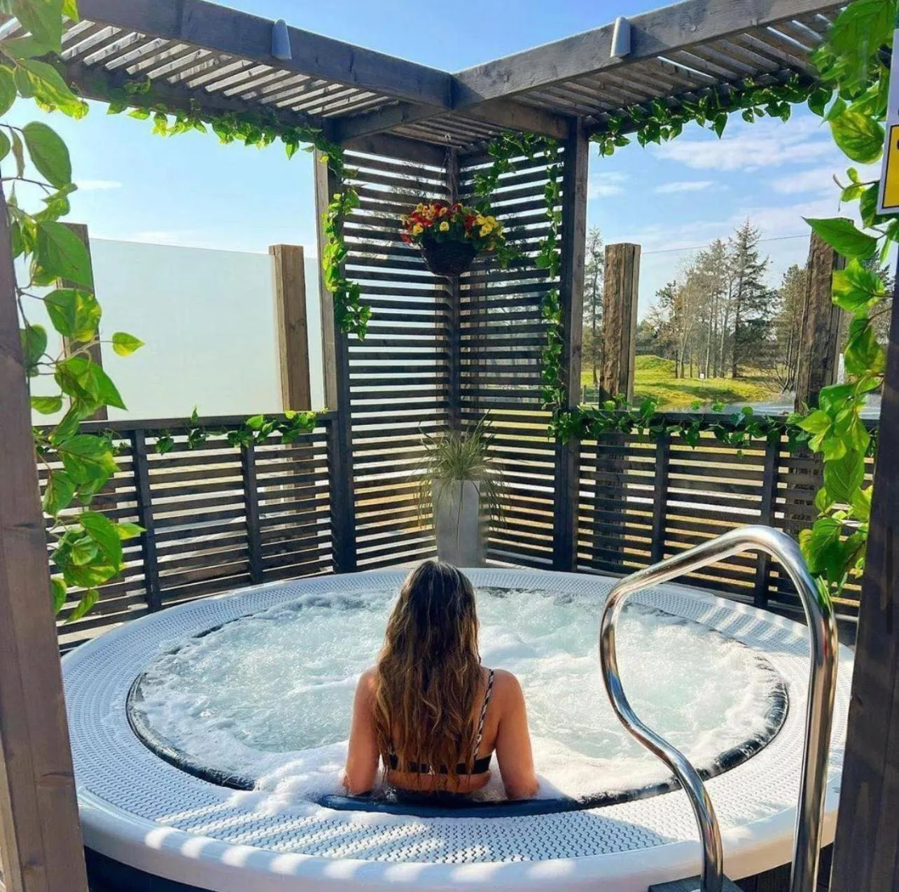 Hot Tub in The Gailes Hotel & Spa