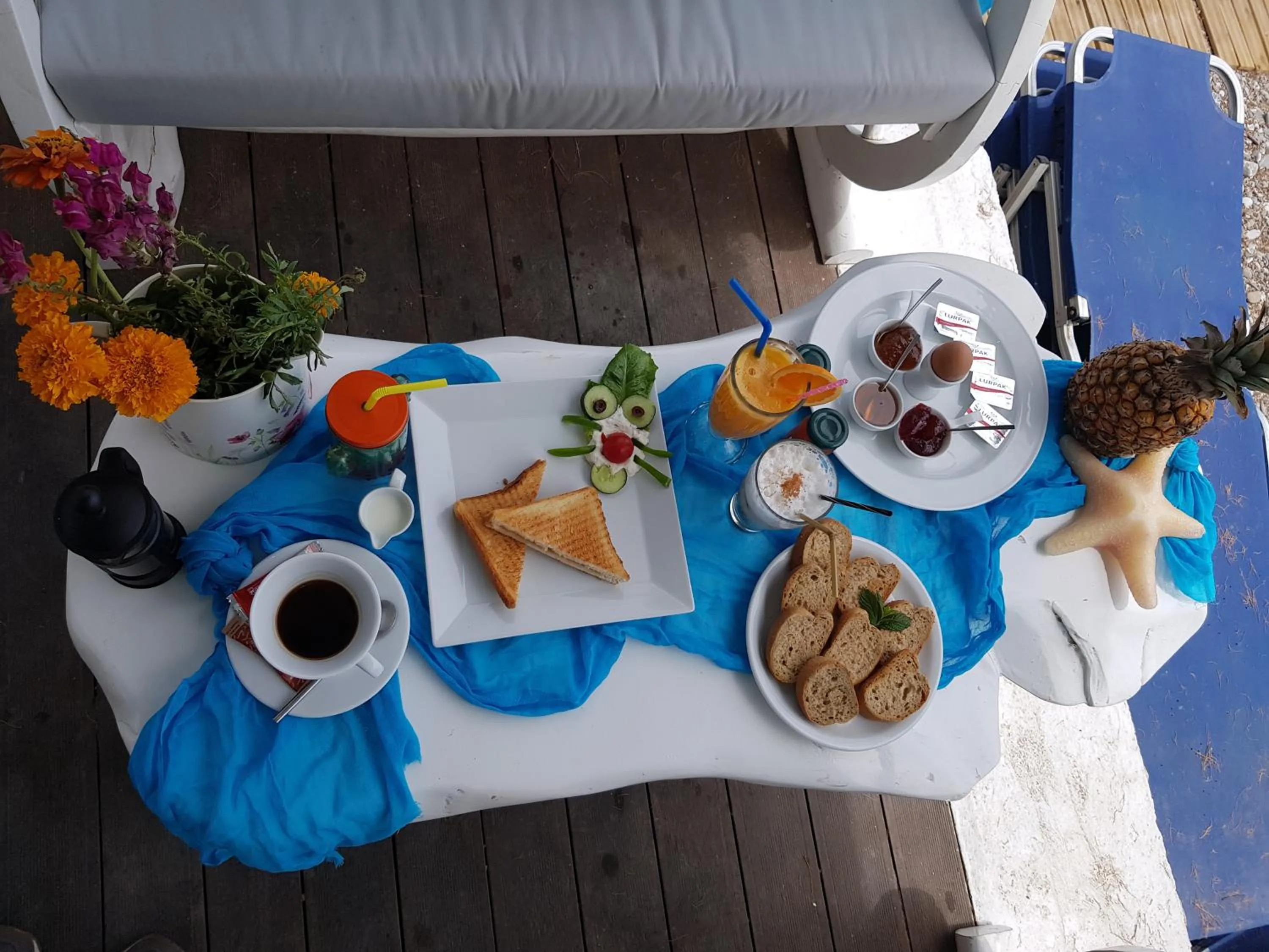Breakfast in Aegean Sea Villas