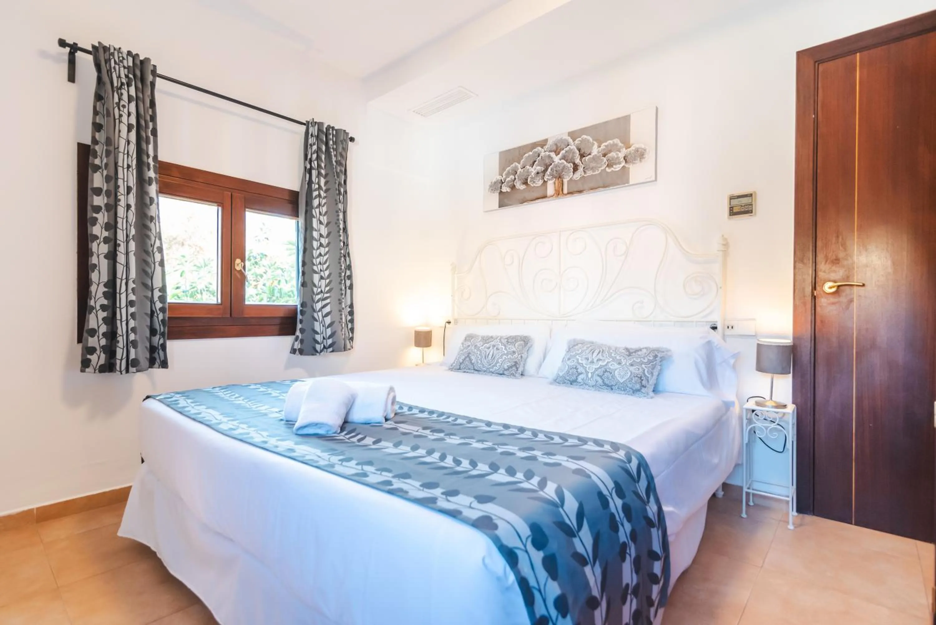 Bed in Borne Suites - Turismo de Interior