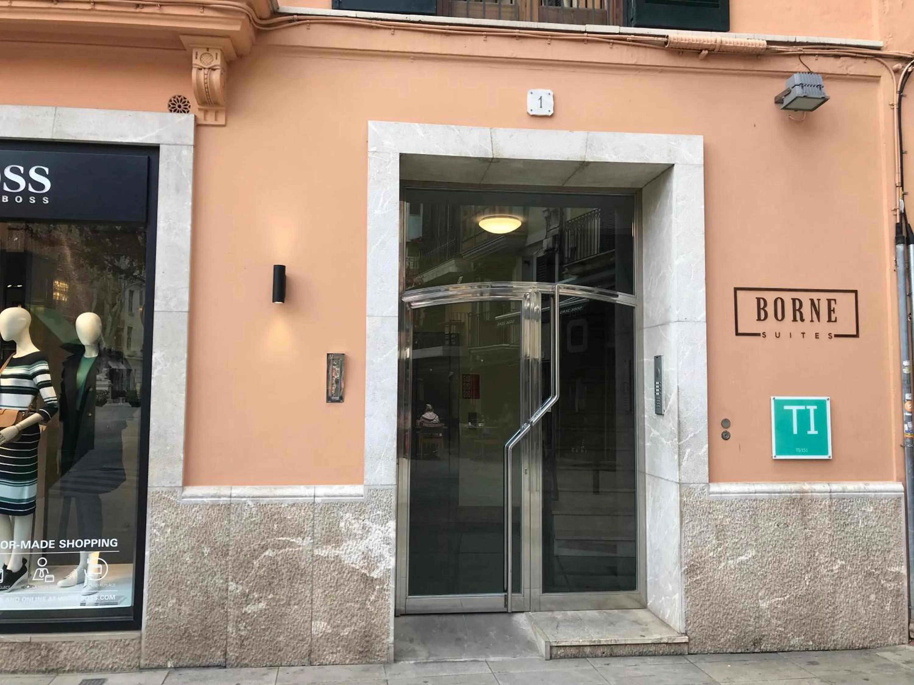 Facade/entrance in Borne Suites - Turismo de Interior