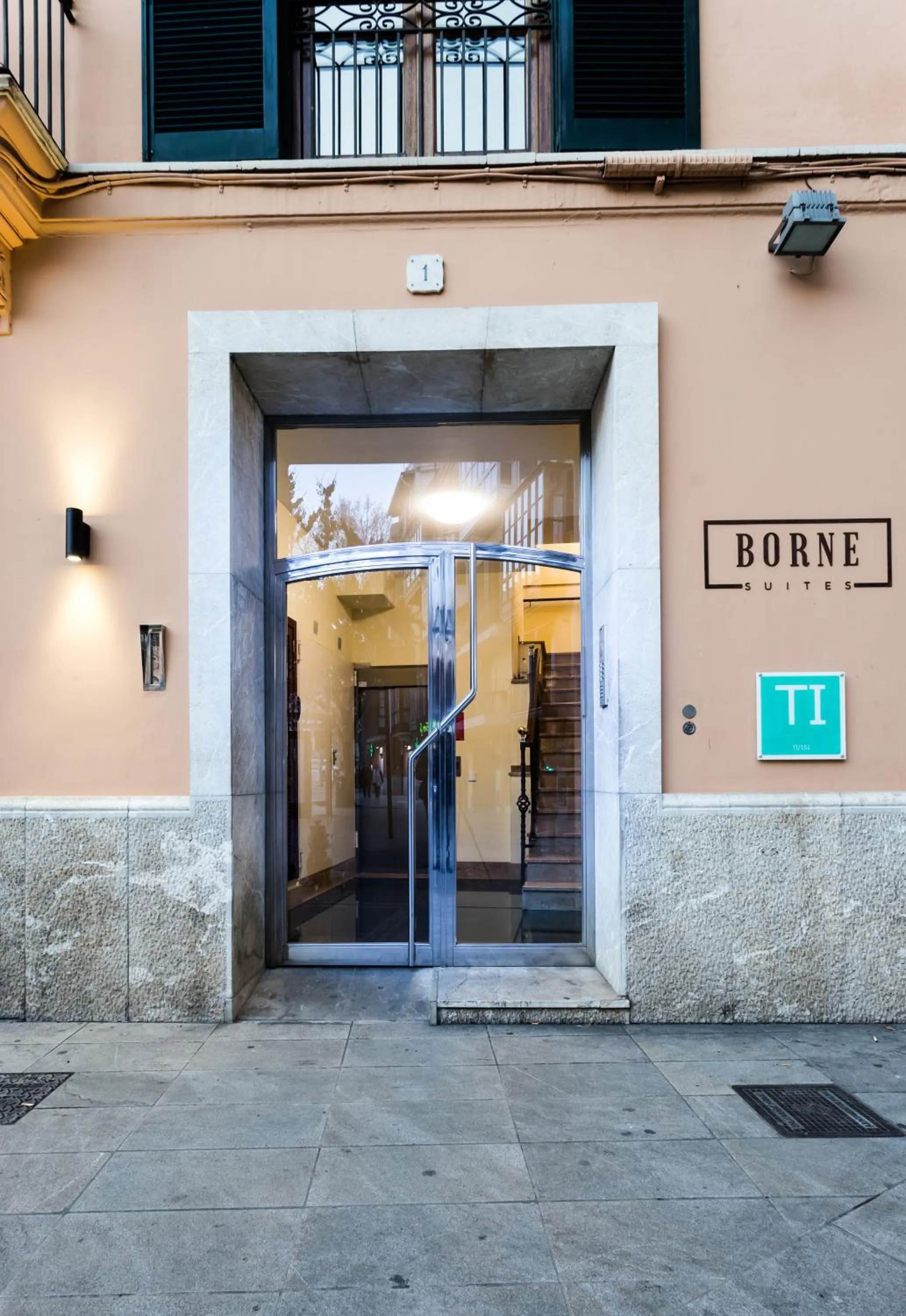 Facade/entrance in Borne Suites - Turismo de Interior