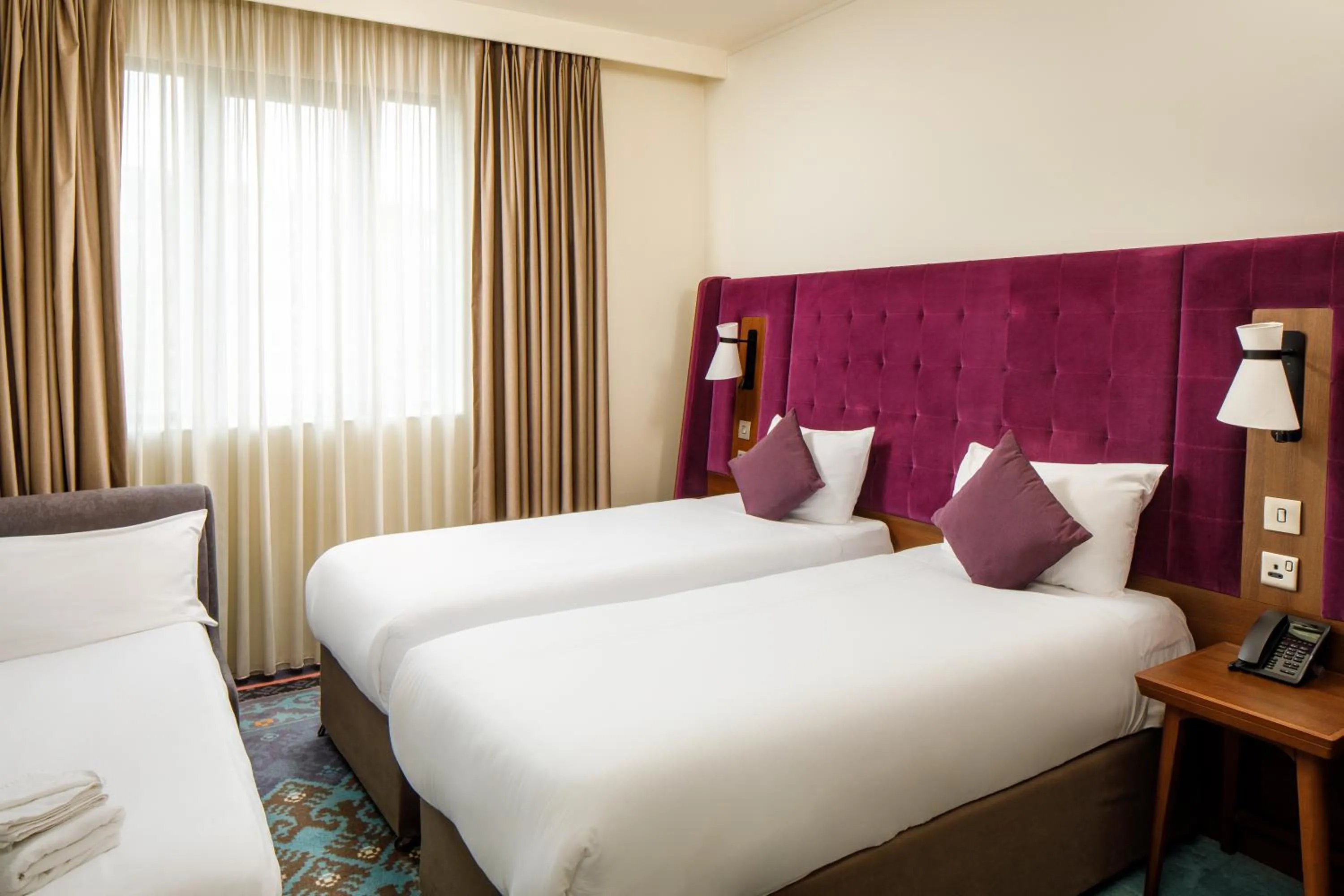 Bed in Mercure London Bridge