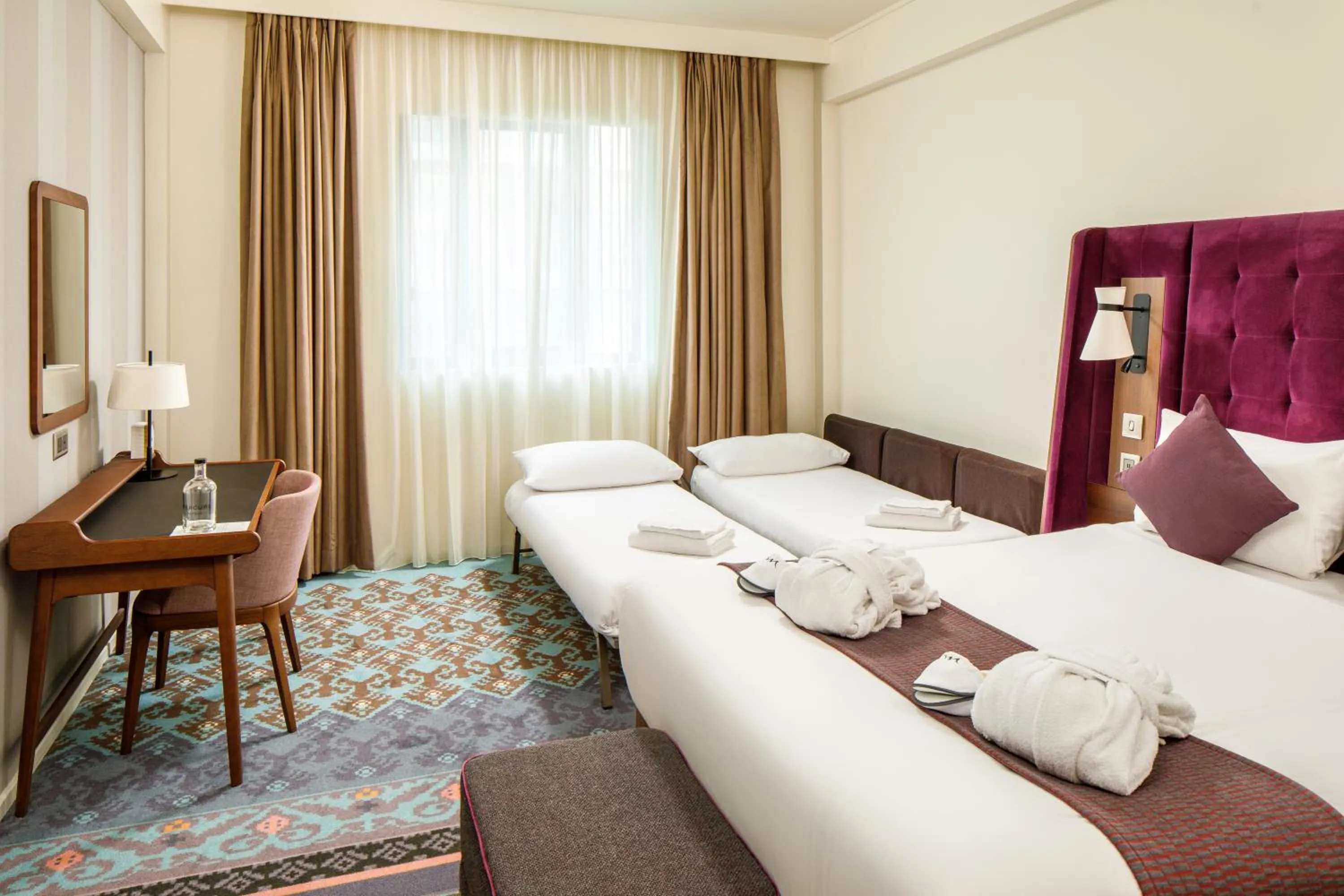 Bed in Mercure London Bridge