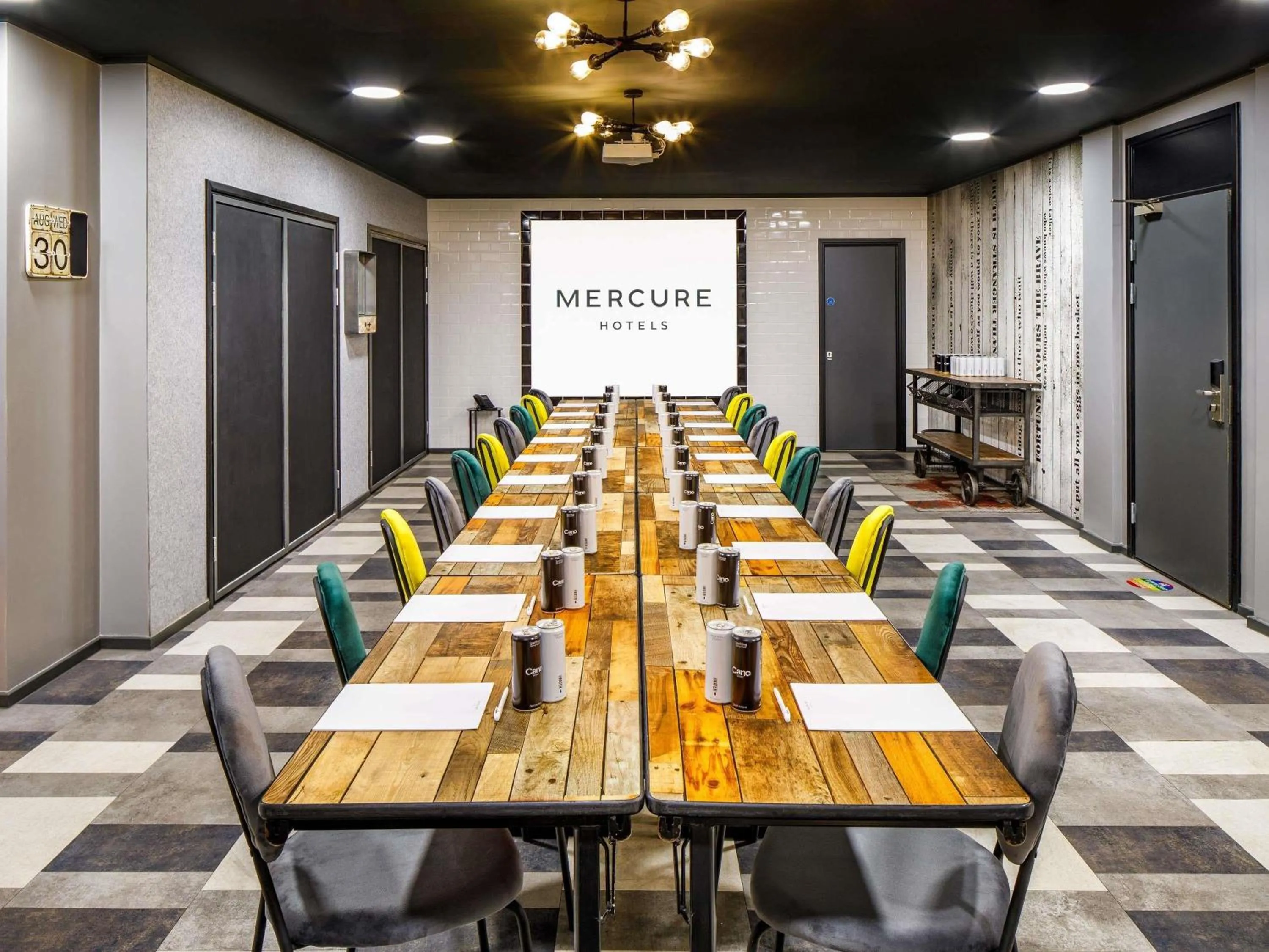 Meeting/conference room in Mercure London Bridge