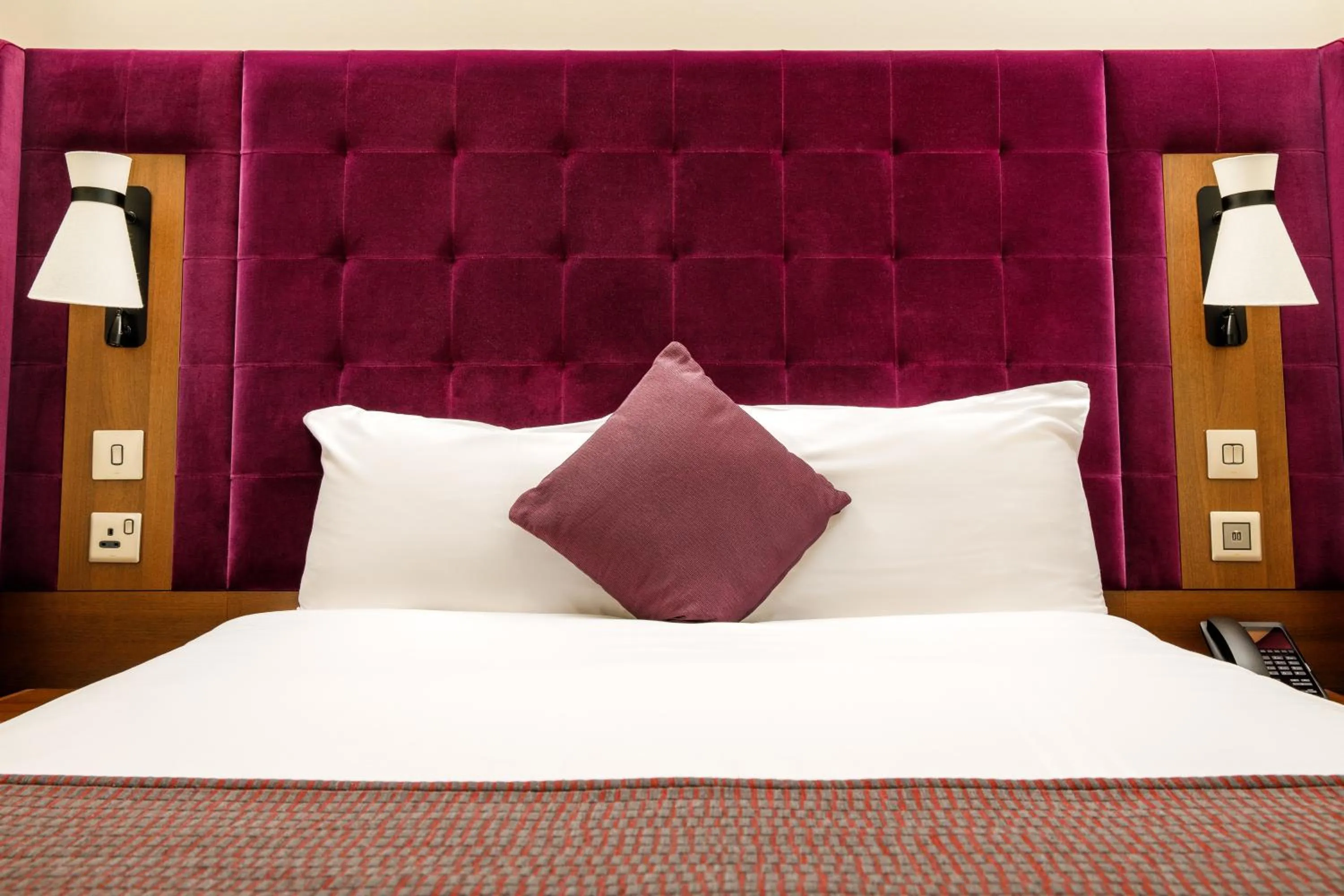 Bed in Mercure London Bridge