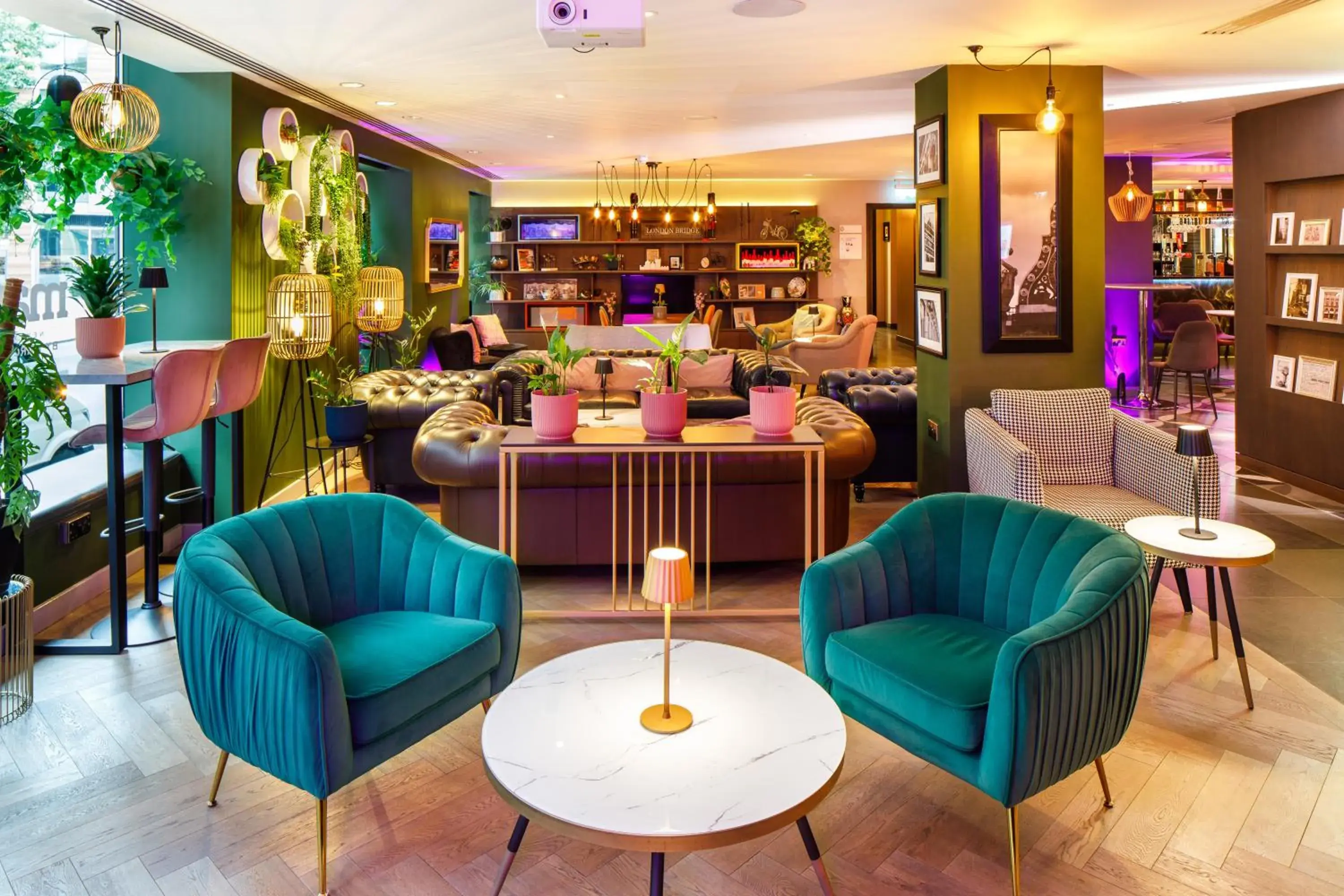 Lobby or reception in Mercure London Bridge Lobby or reception in Mercure London Bridge