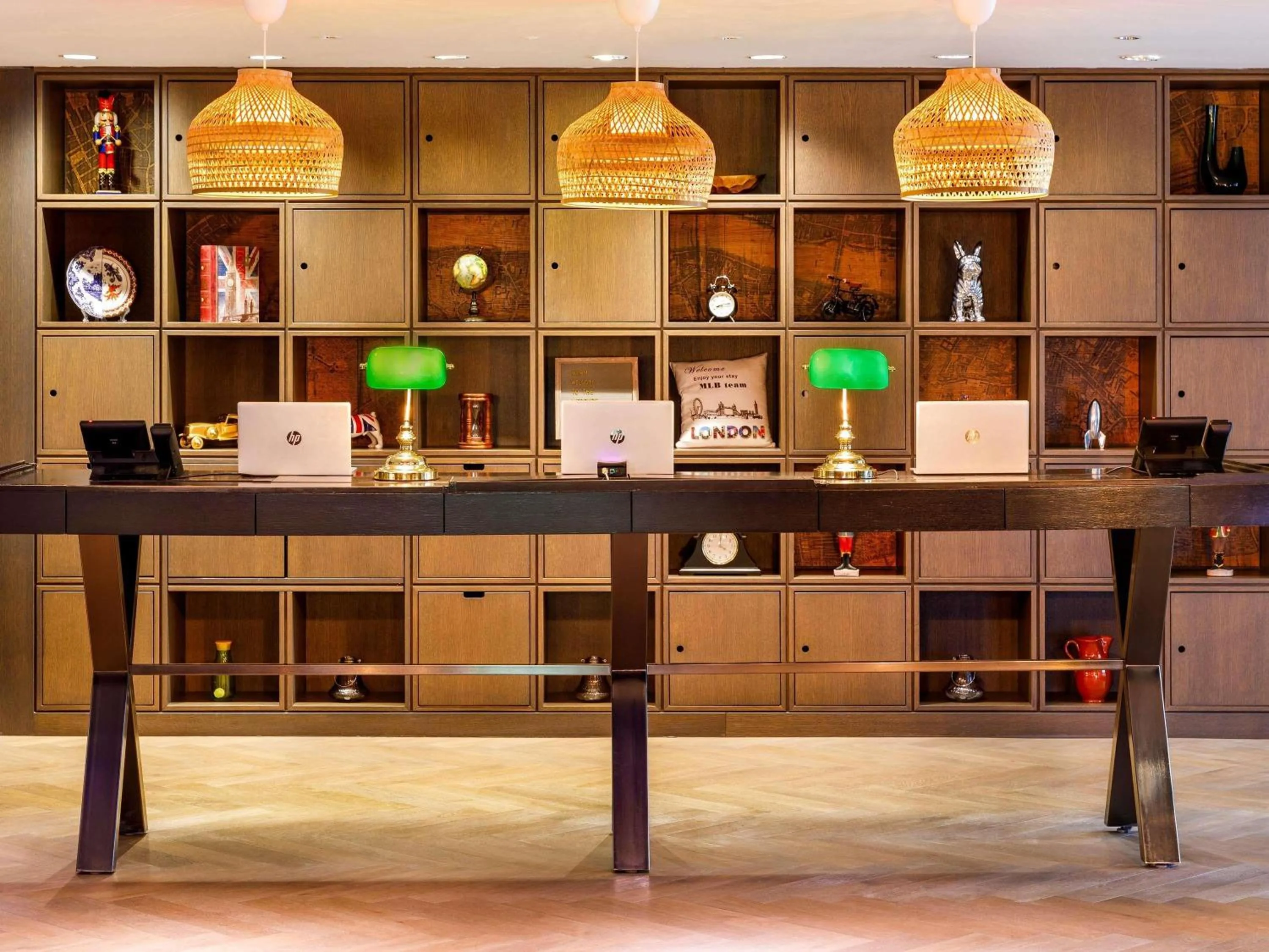 Property building in Mercure London Bridge