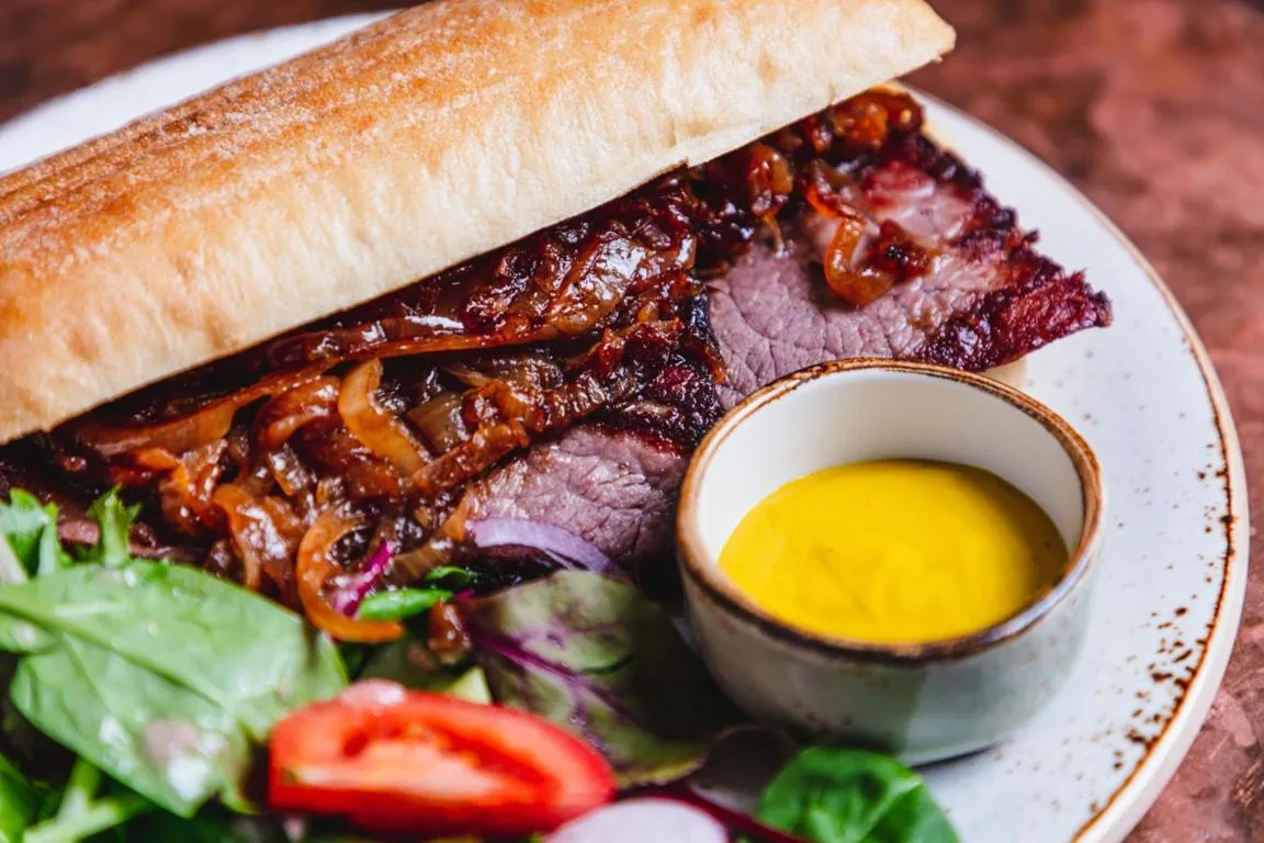 The Kings Arms Hotel