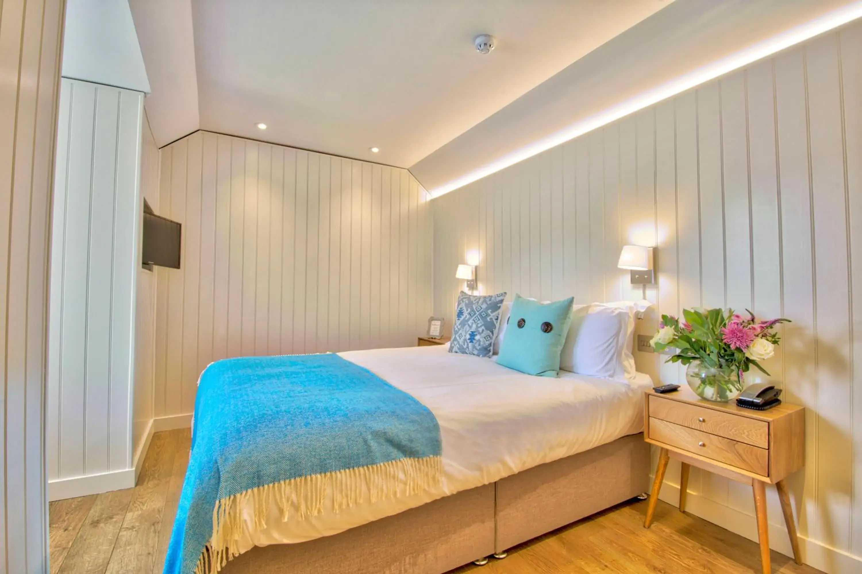 Bedroom, Bed in The Orchid Hotel Bedroom, Bed in The Orchid Hotel