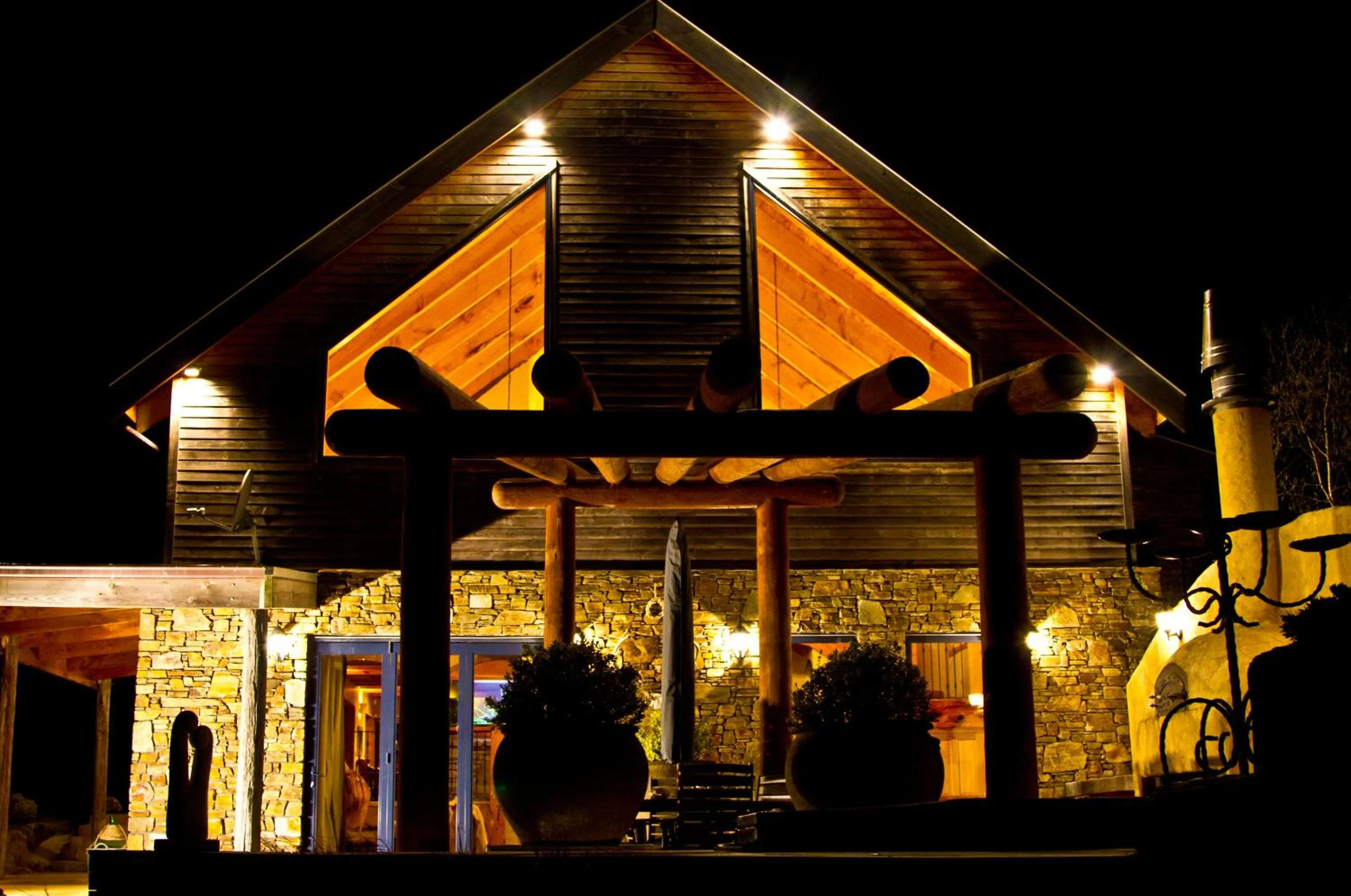 Facade/entrance in Tree House Lodge Bed & Breakfast