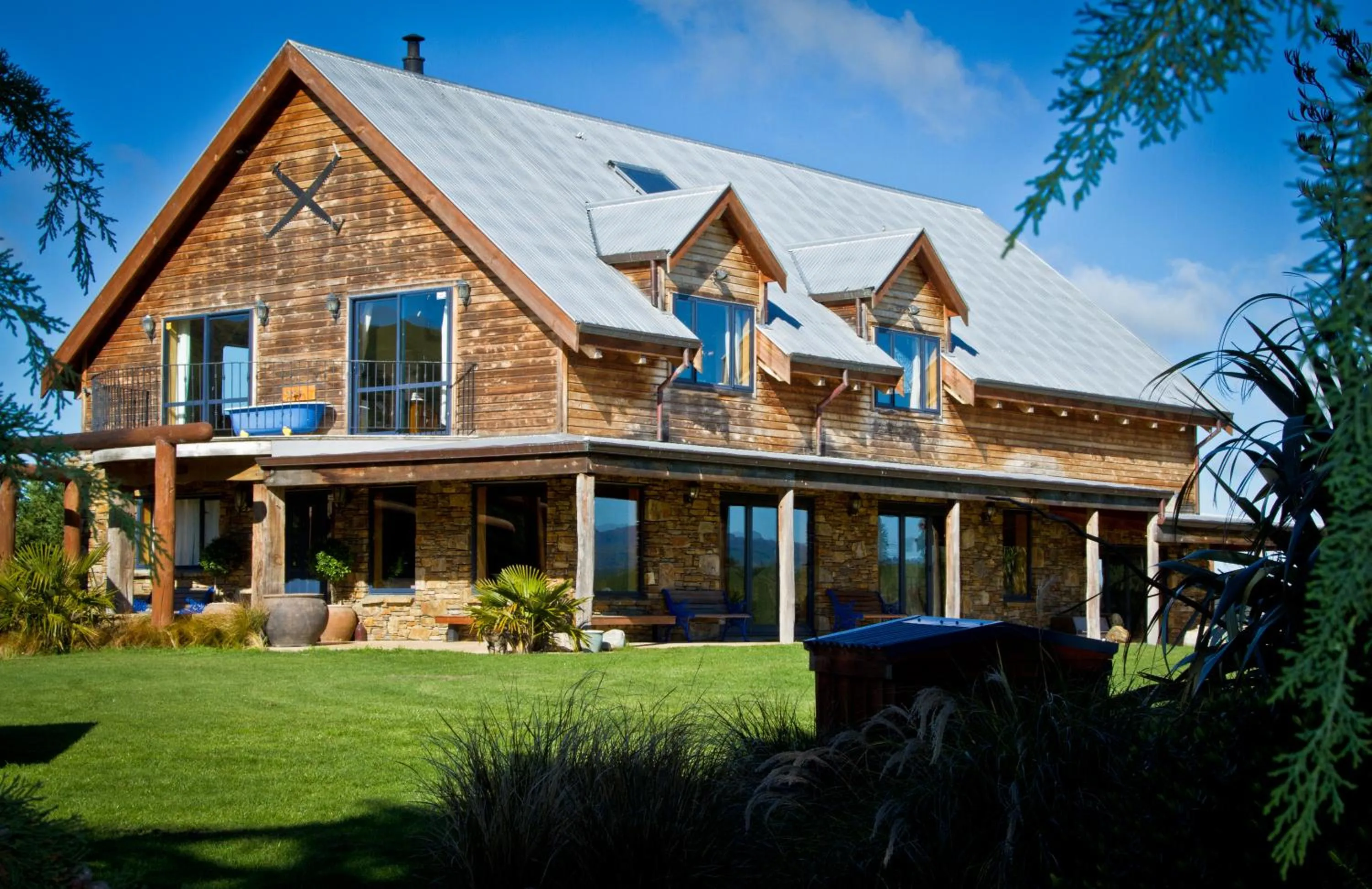 Facade/entrance in Tree House Lodge Bed & Breakfast