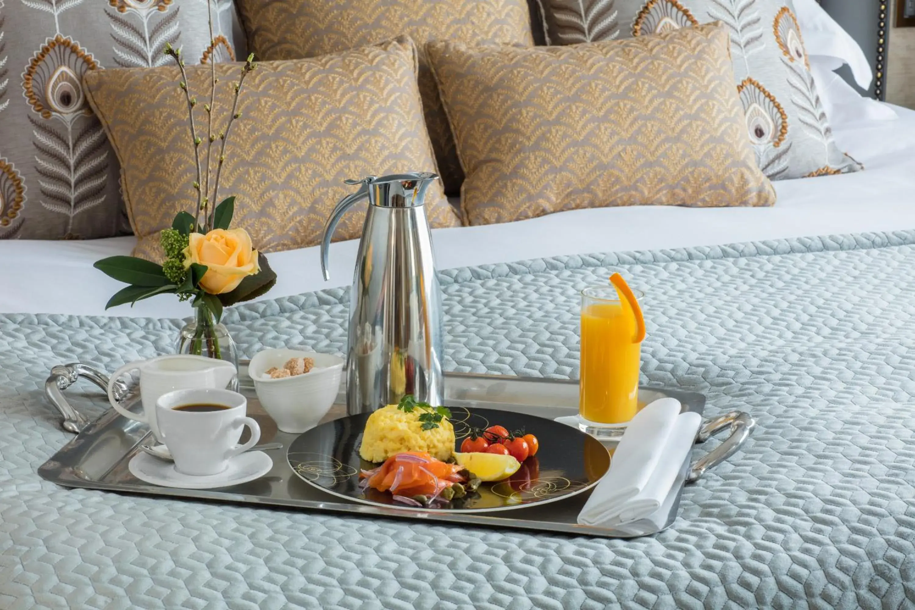 Bed in Radisson Blu St. Helen's Hotel Bed in Radisson Blu St. Helen's Hotel