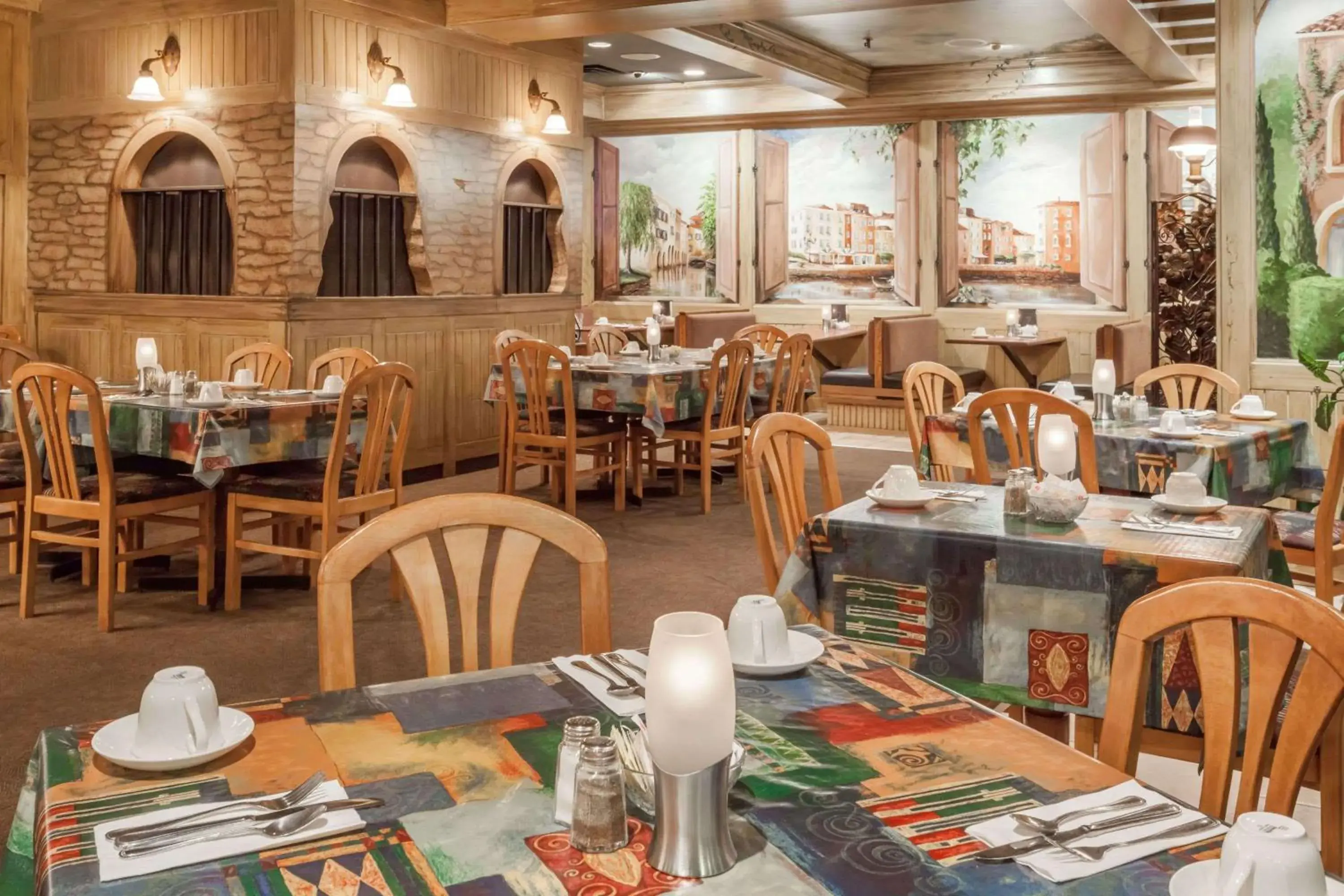 Restaurant/places to eat in Ramada by Wyndham Fredericton Restaurant/places to eat in Ramada by Wyndham Fredericton