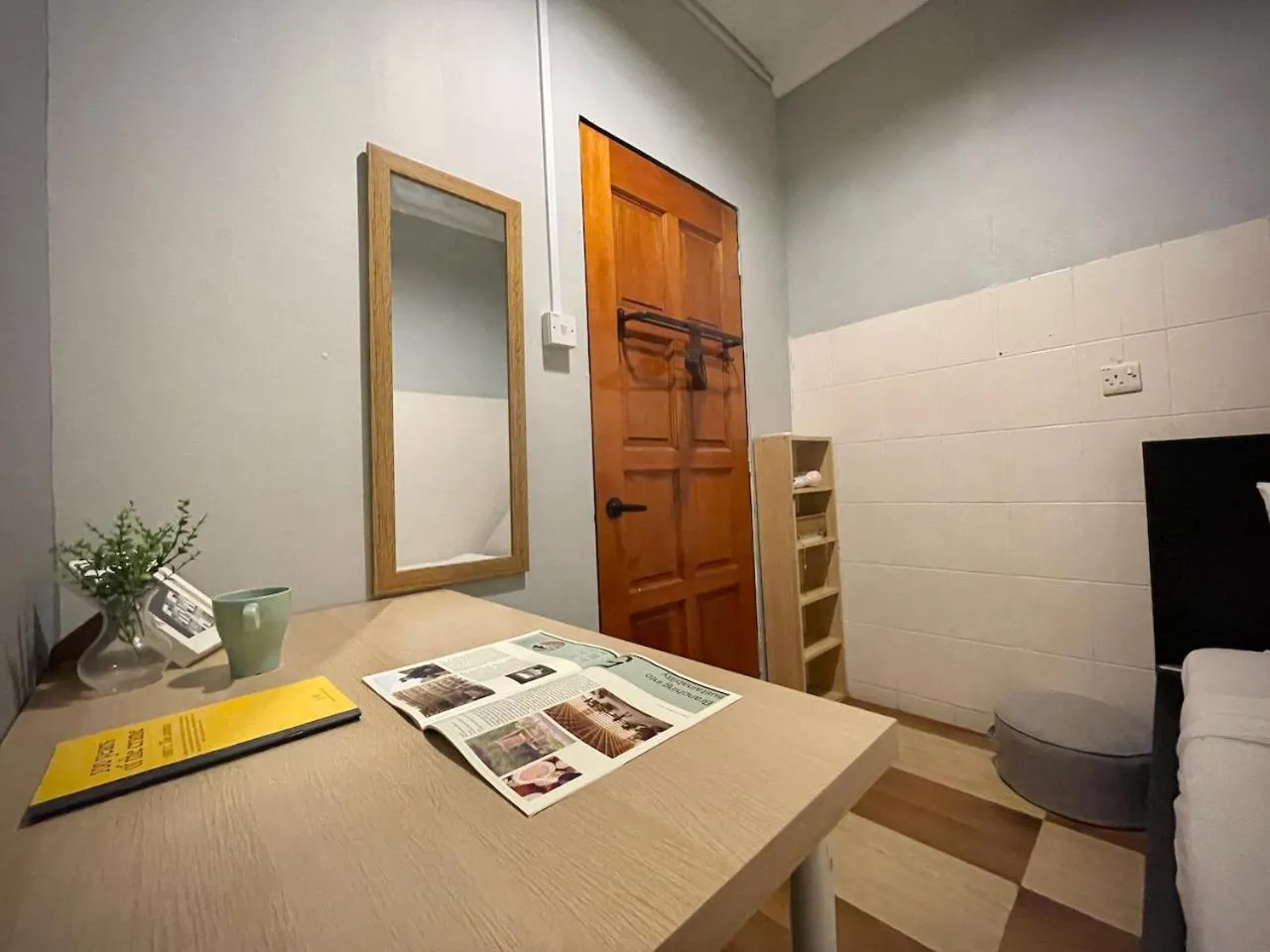 Bed in GRAYHAUS Guest House