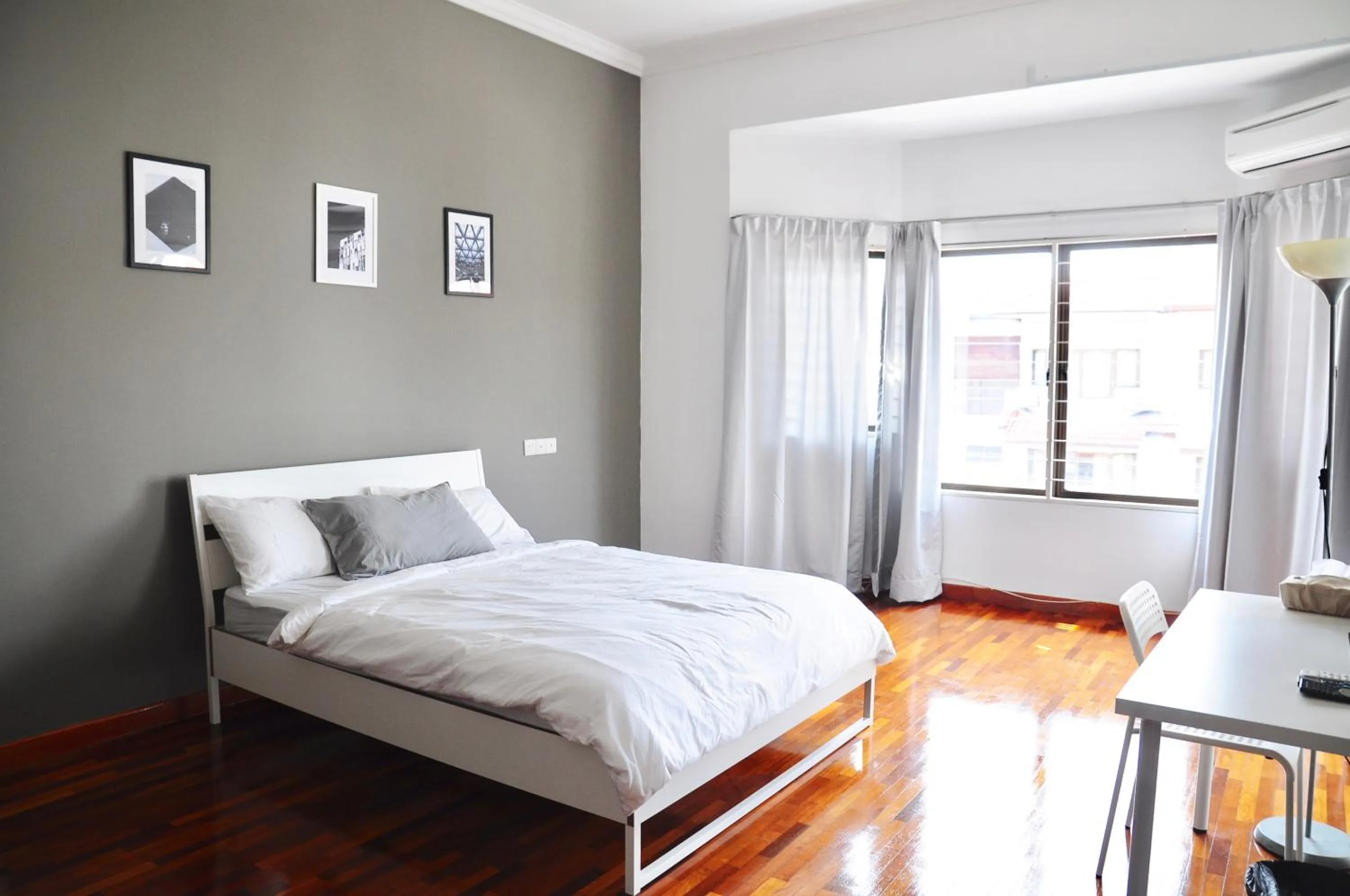 Bedroom, Bed in GRAYHAUS Guest House