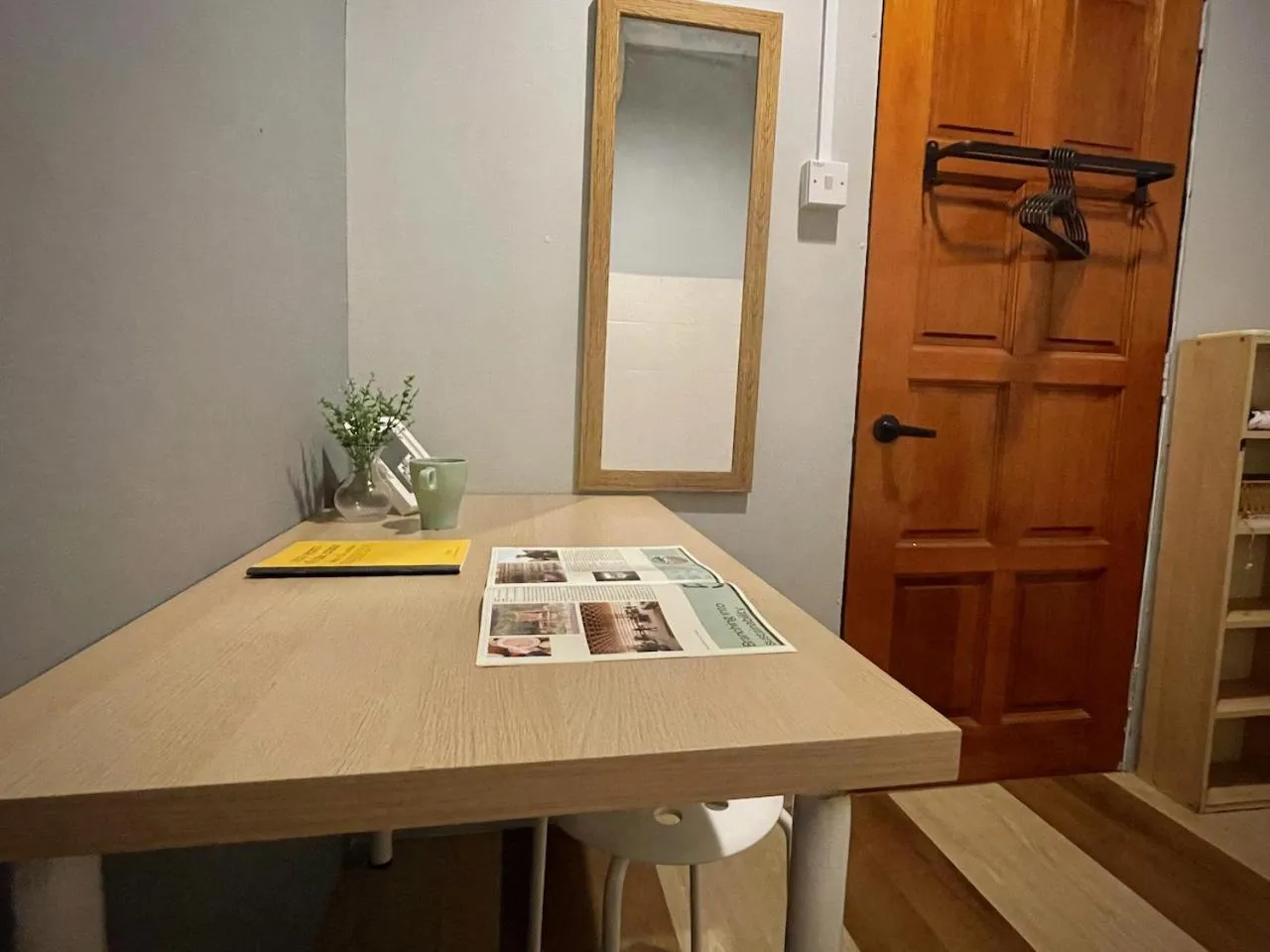 GRAYHAUS Guest House