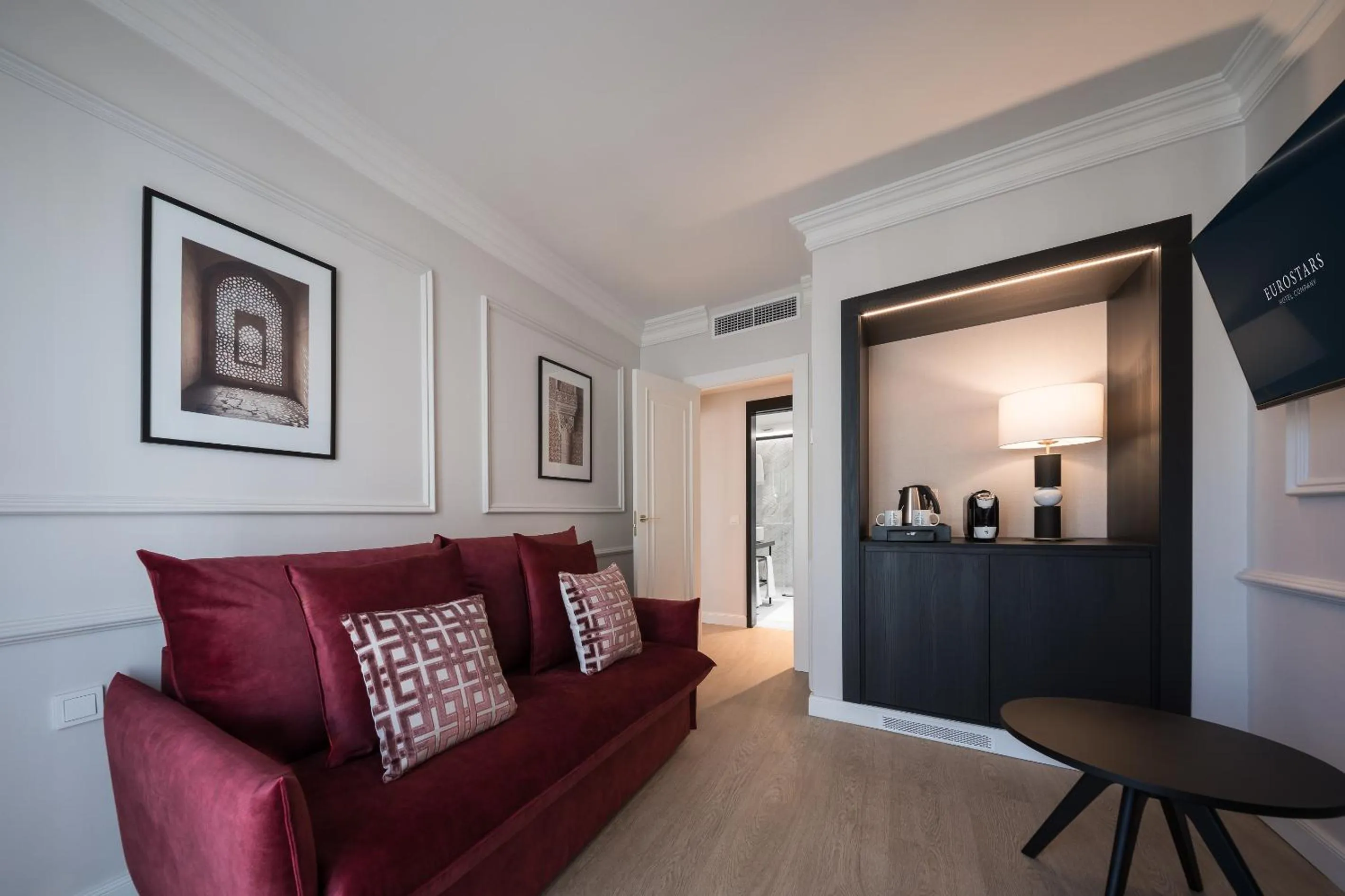 Living room in Eurostars San Antón