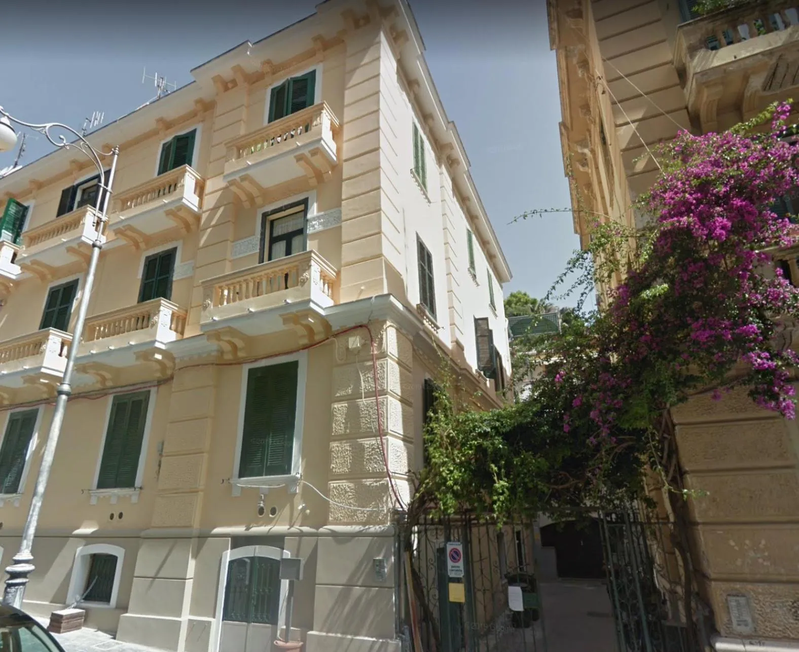 Property building in Limoncello Rooms