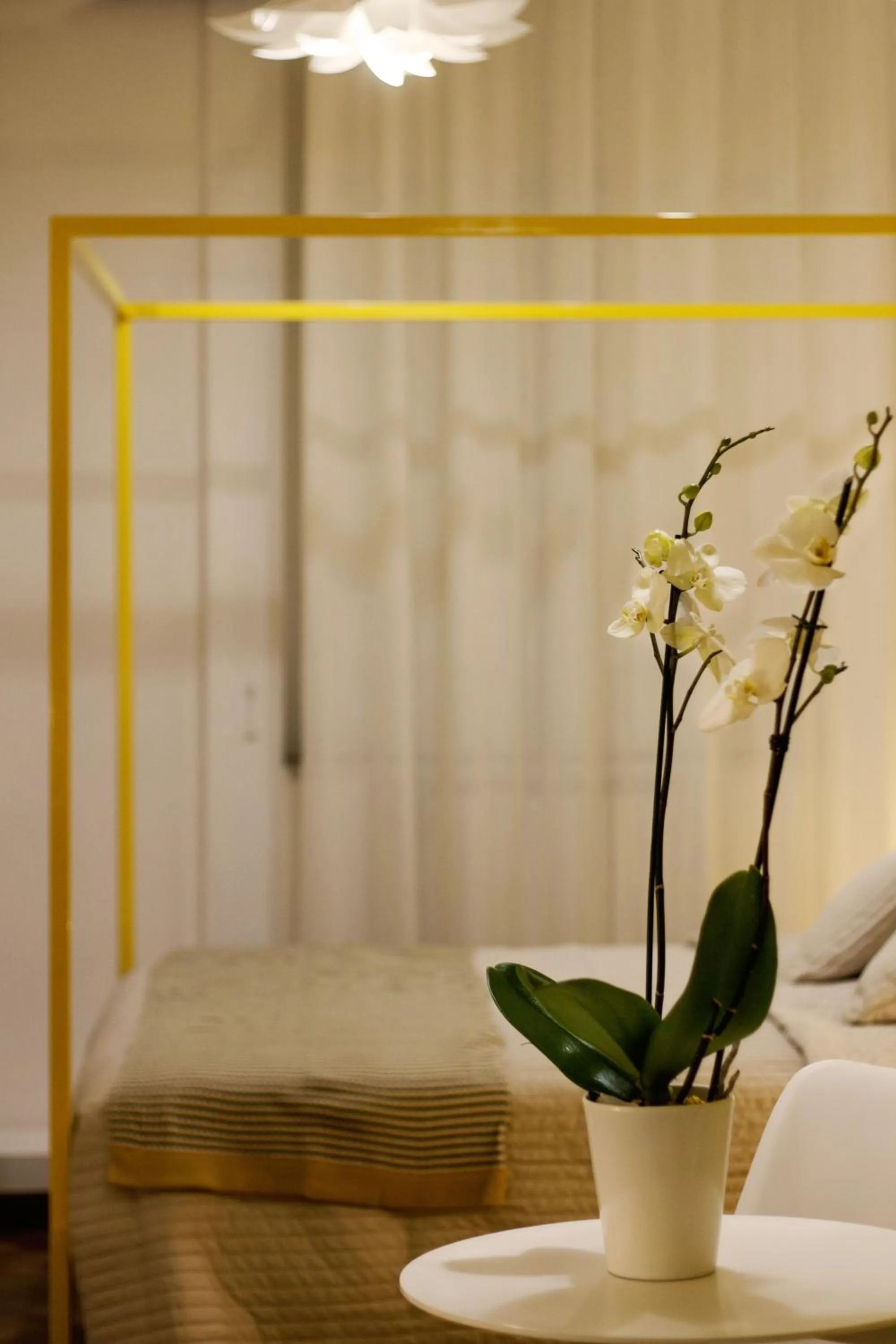 Decorative detail, Bed in Limoncello Rooms