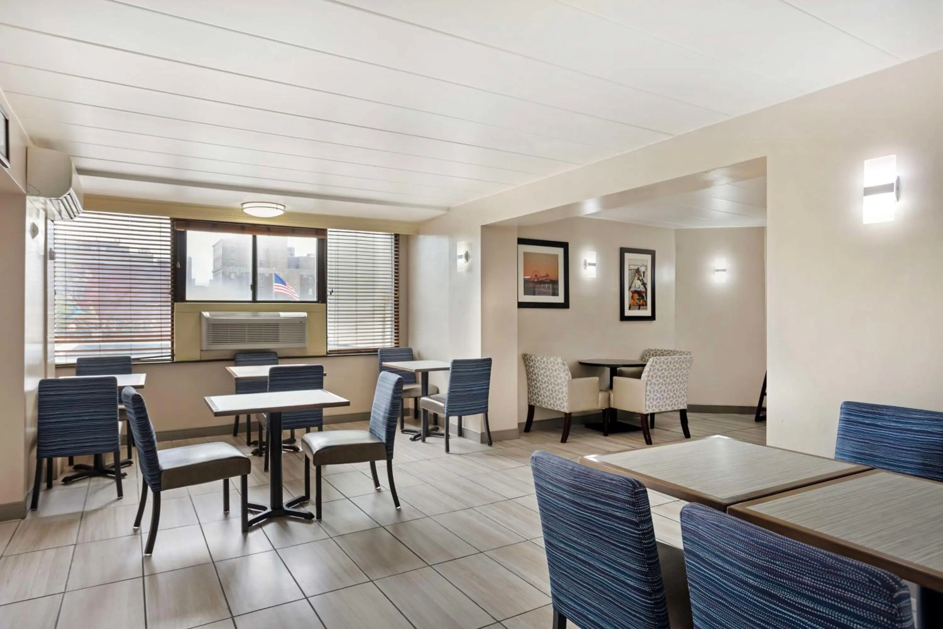 Breakfast in Best Western Atlantic City Beach Block