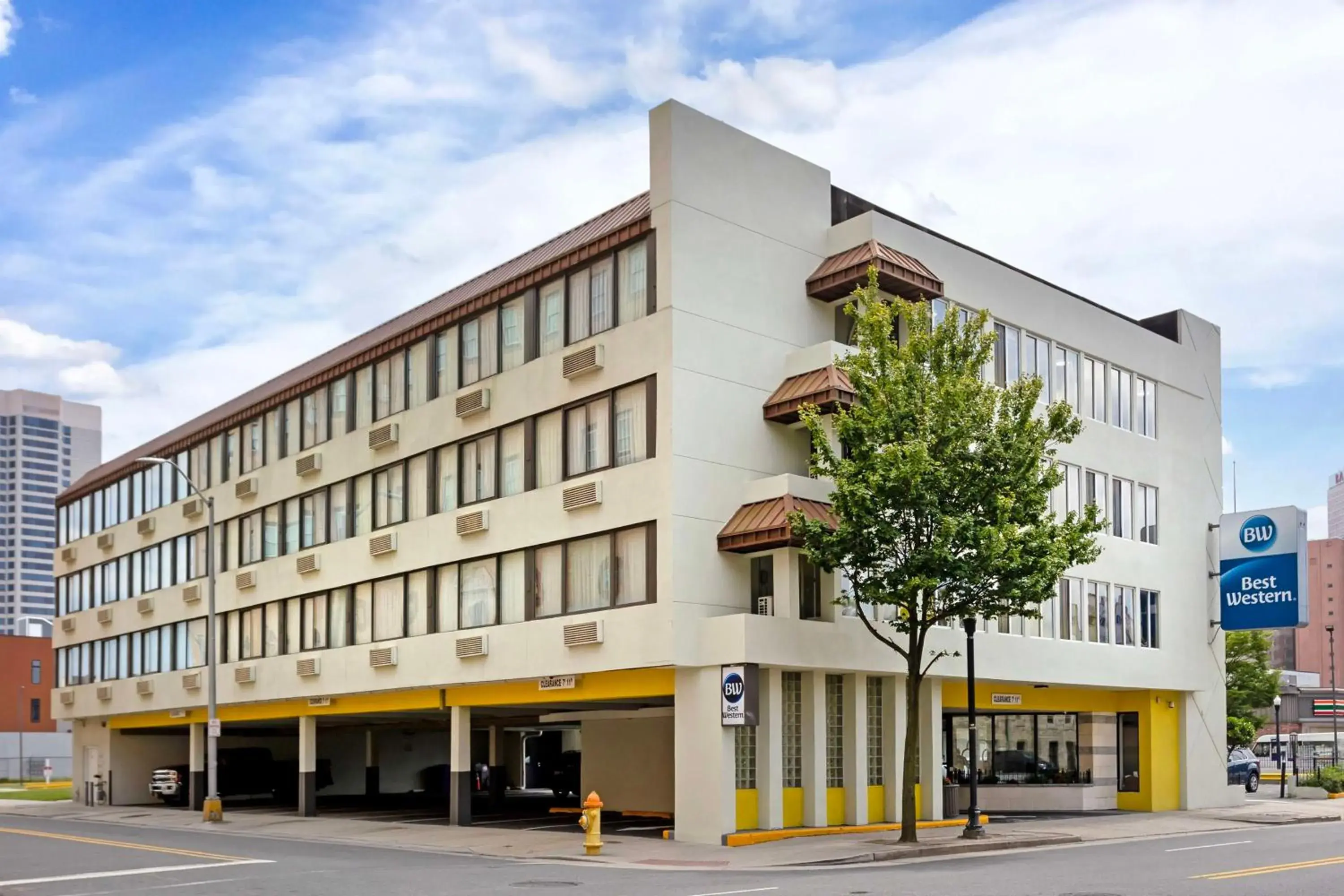 Property building in Best Western Atlantic City Beach Block Property building in Best Western Atlantic City Beach Block