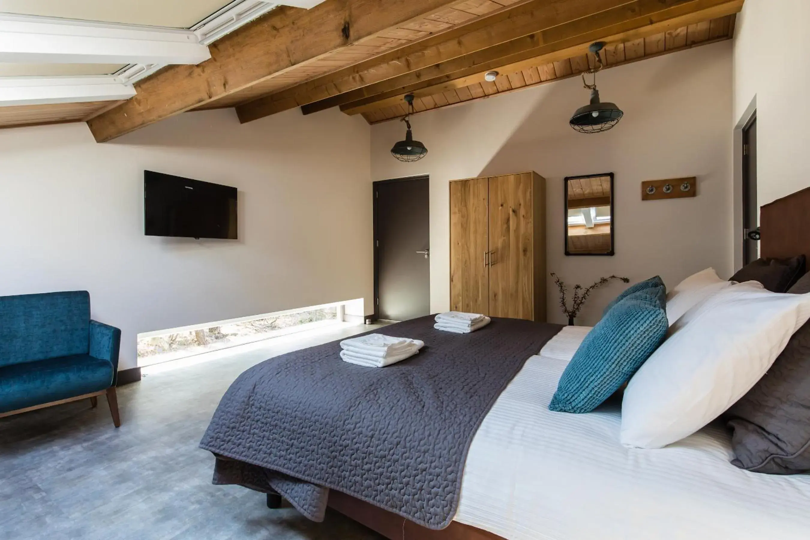 Photo of the whole room, Bed in In de Hei Photo of the whole room, Bed in In de Hei