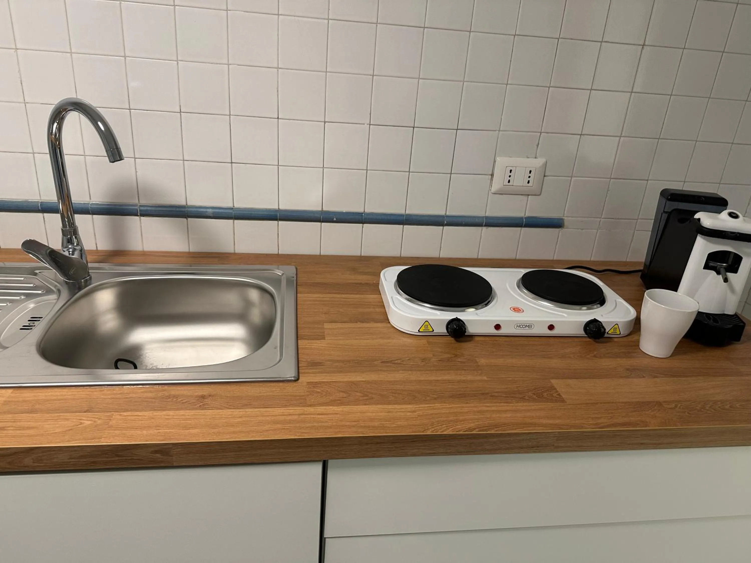 Kitchen or kitchenette in La Scalinata di Chiaia