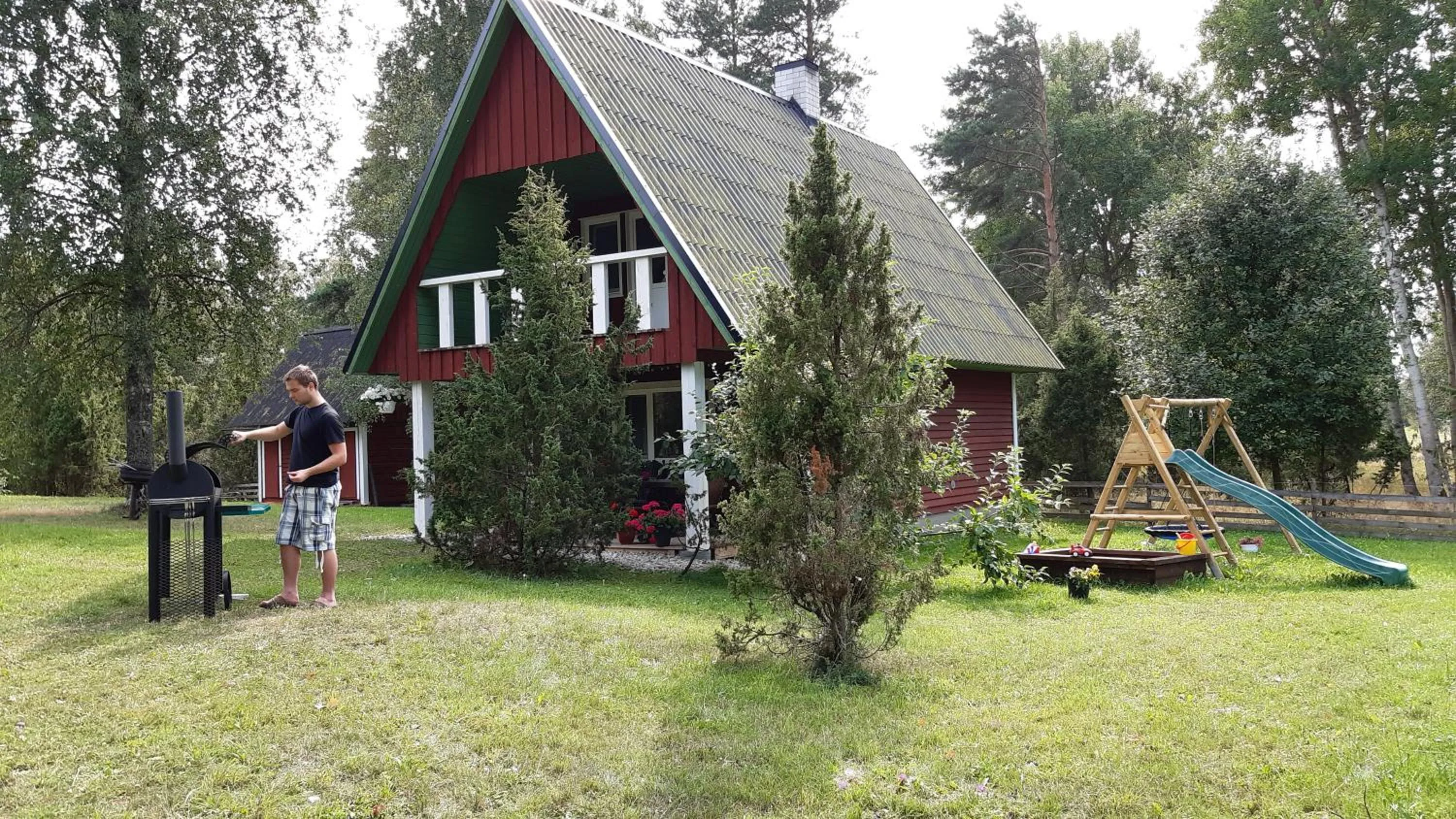 Two-Bedroom House in Holiday Home with Sauna