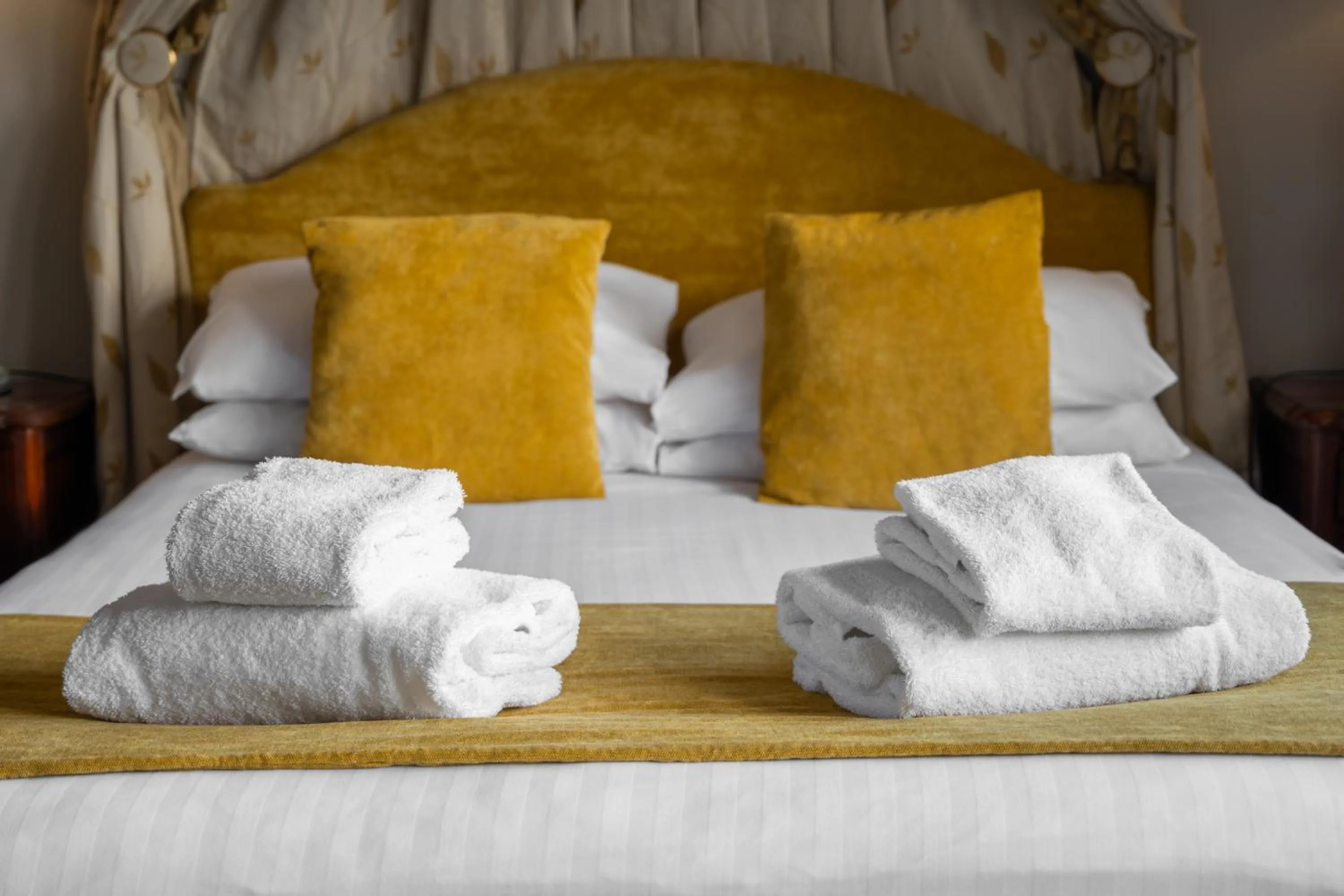 Bed in Pennine Manor Hotel