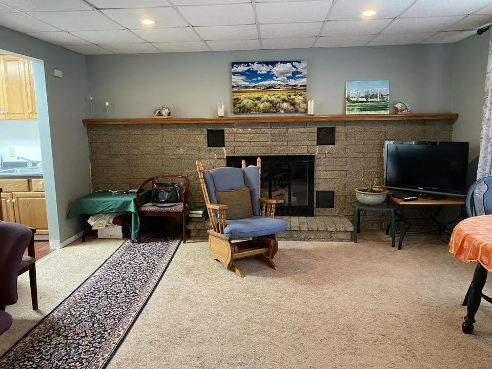 One-Bedroom Apartment in Skaneateles Inn on 20