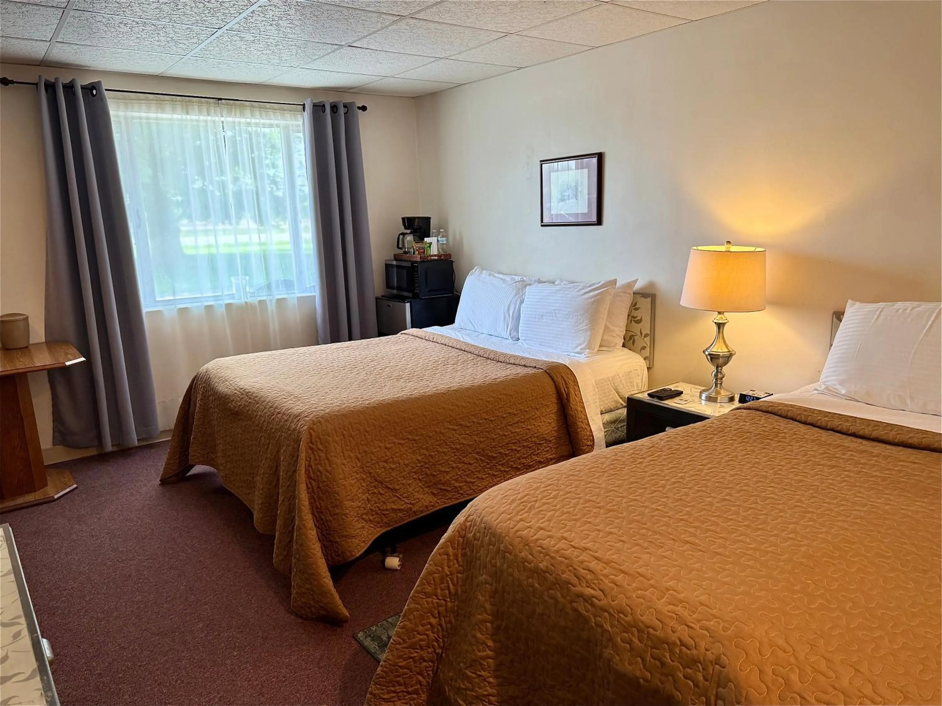 Bedroom, Bed in Skaneateles Inn on 20