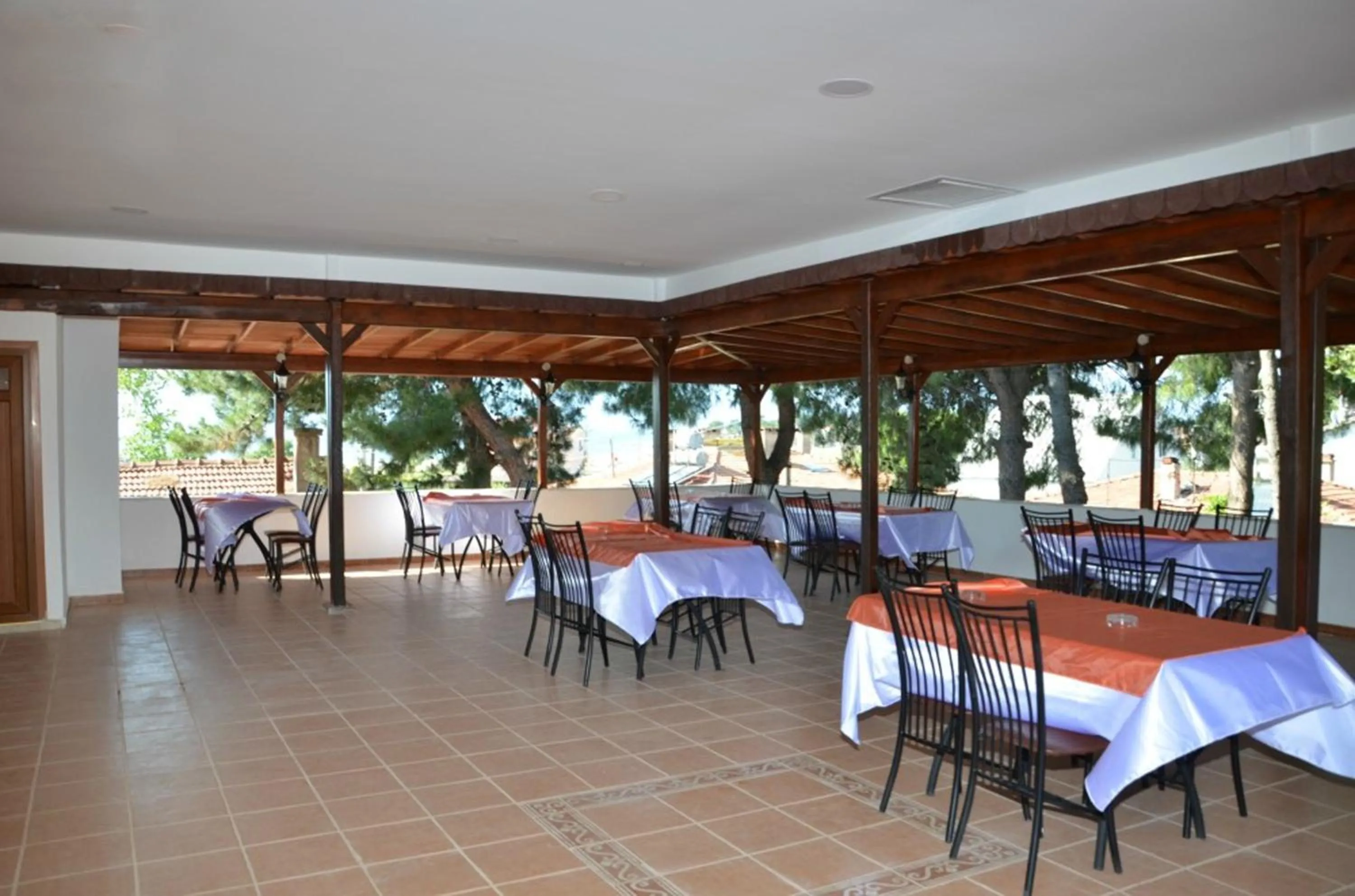 Buffet breakfast in Ören Konak Otel