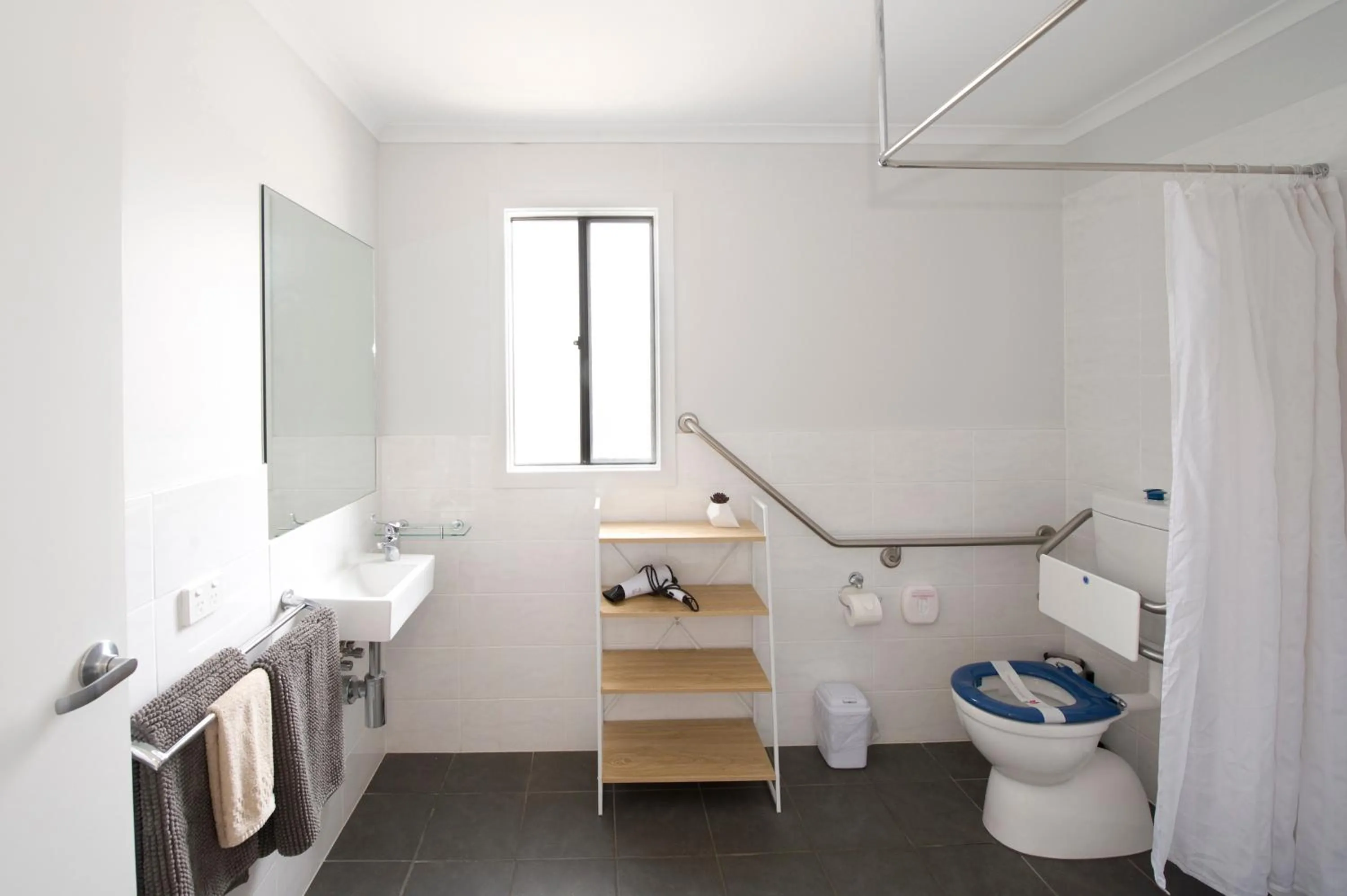 Toilet in BIG4 Mannum Holiday Park