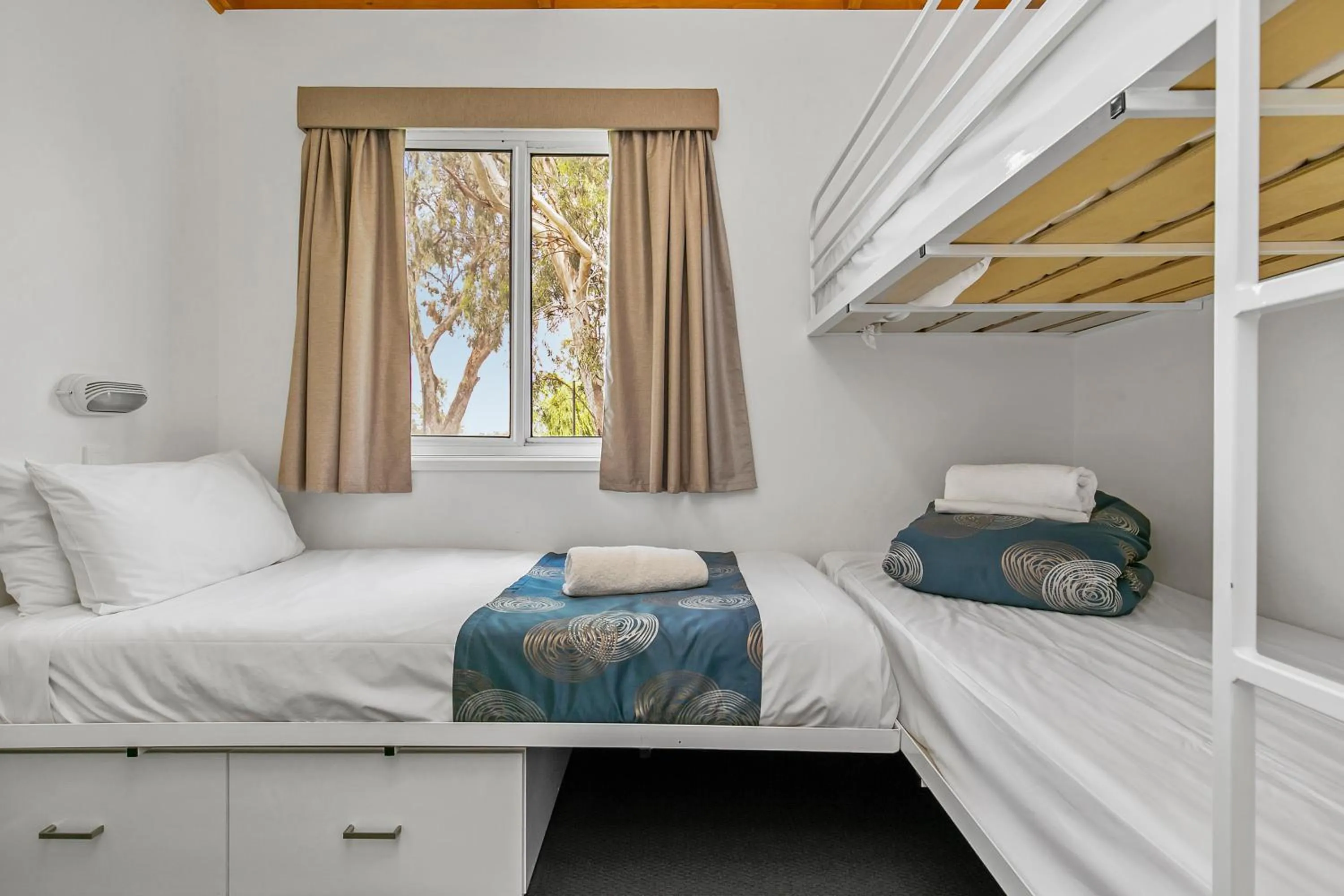 Bed in BIG4 Mannum Holiday Park