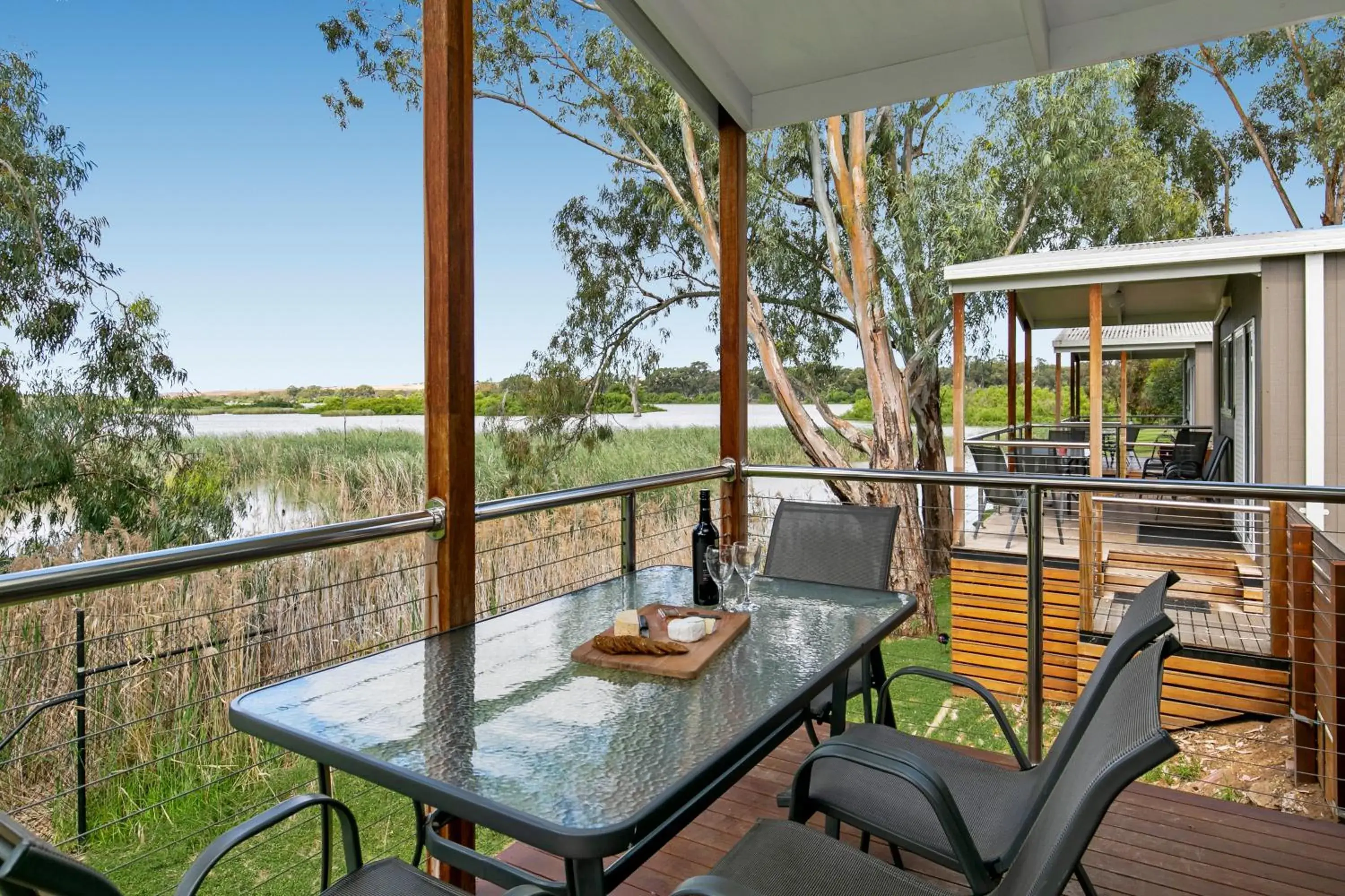 Lagoon Villa - Sleeps 5 in BIG4 Mannum Holiday Park Lagoon Villa - Sleeps 5 in BIG4 Mannum Holiday Park