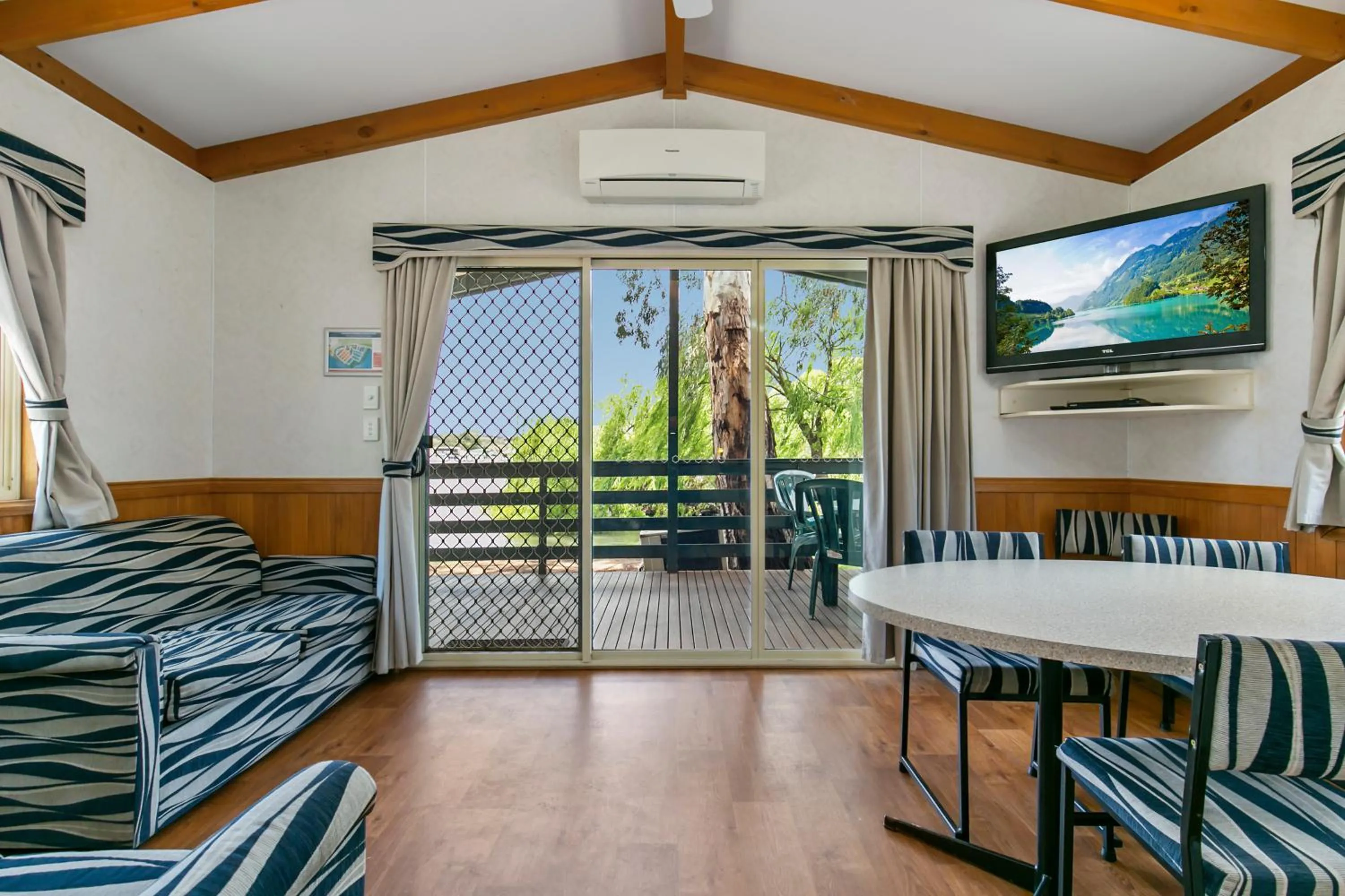 TV and multimedia, Bed in BIG4 Mannum Holiday Park