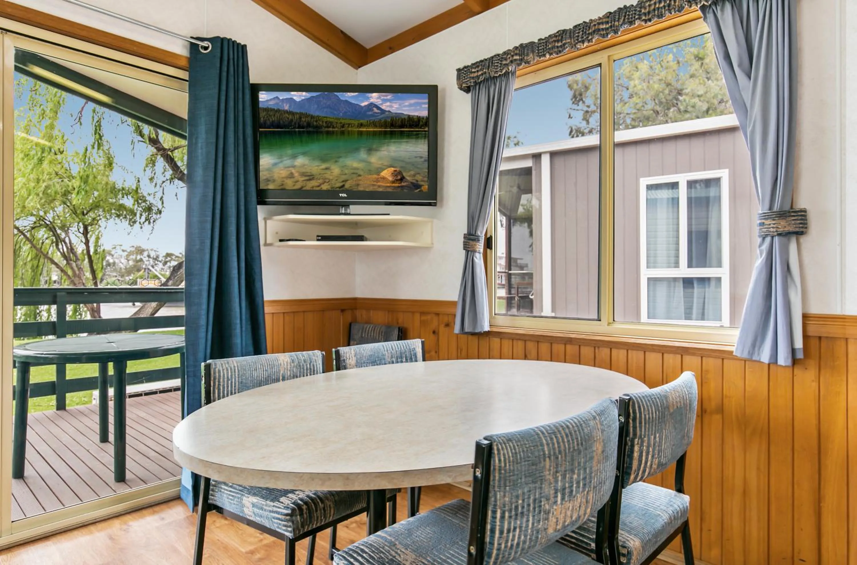 TV and multimedia in BIG4 Mannum Holiday Park