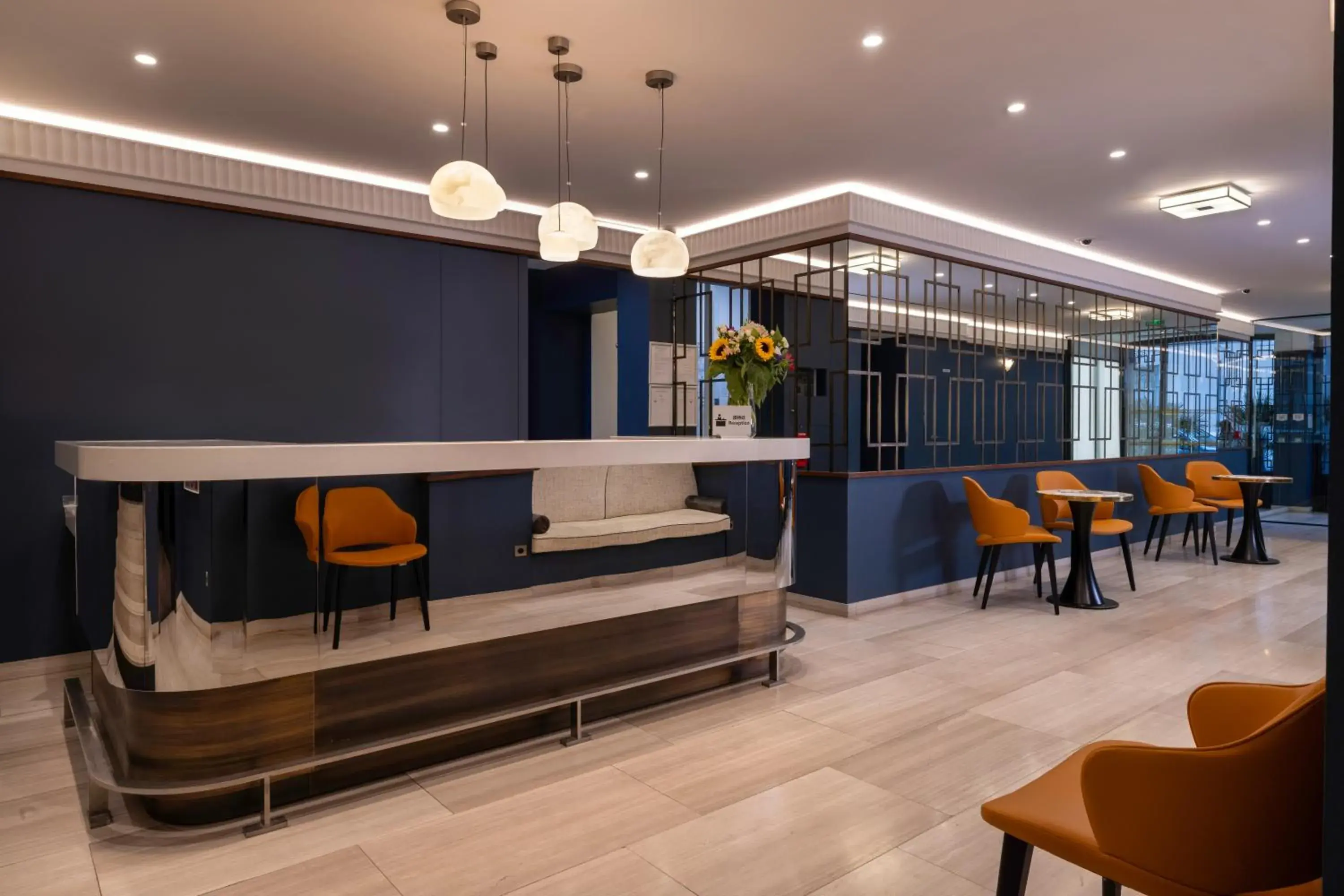 Lobby or reception in Hôtel De Castiglione Lobby or reception in Hôtel De Castiglione