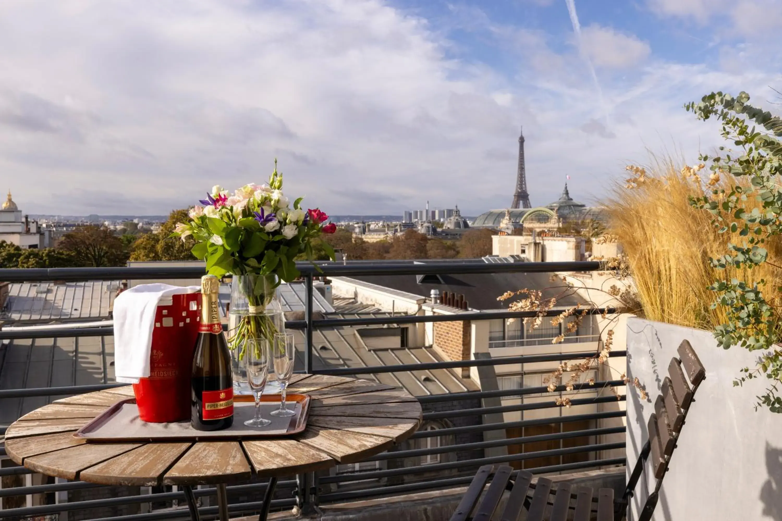 View (from property/room) in Hôtel De Castiglione View (from property/room) in Hôtel De Castiglione