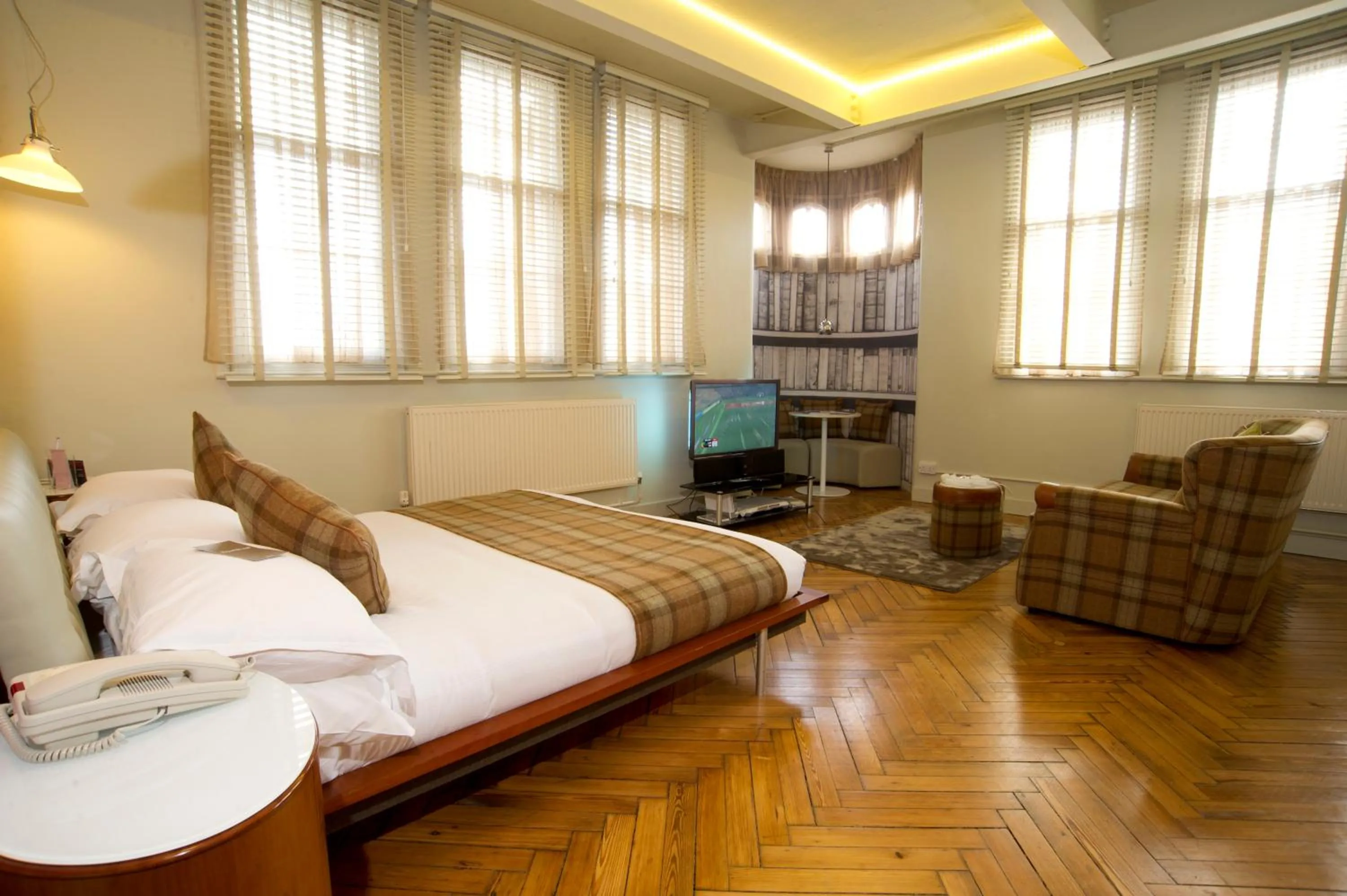 Photo of the whole room, Bed in ABode Manchester