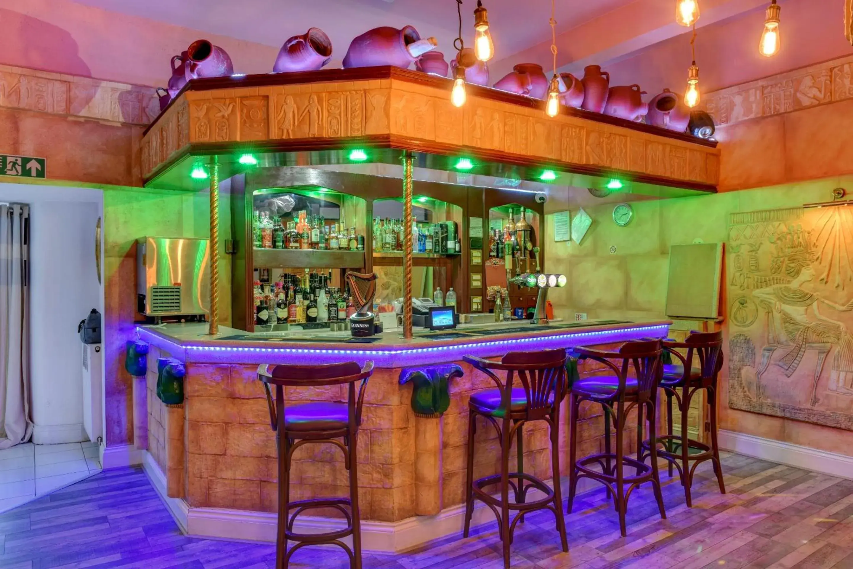 Lounge or bar in Empire Hotel Lounge or bar in Empire Hotel