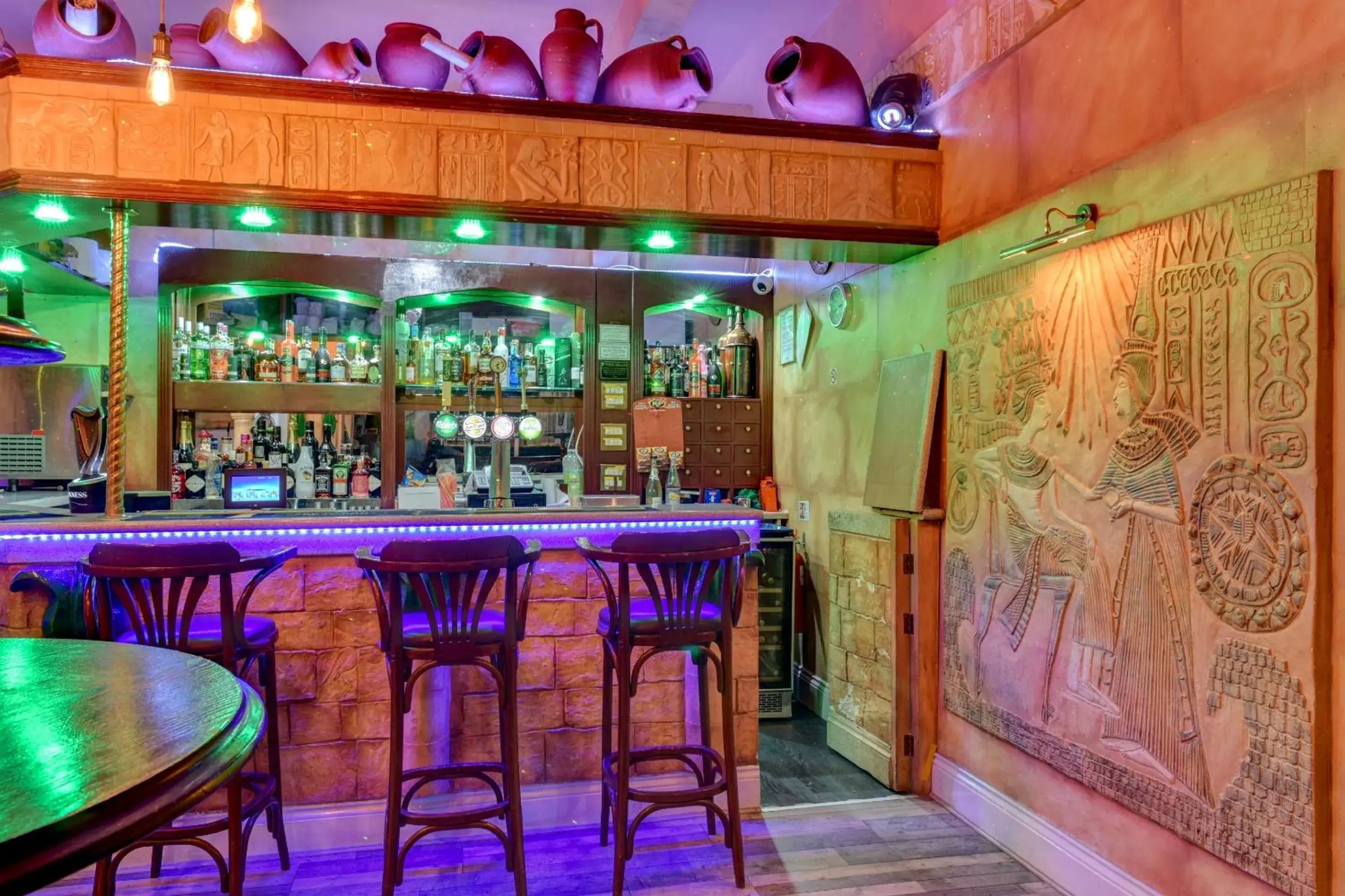 Lounge or bar in Empire Hotel Lounge or bar in Empire Hotel