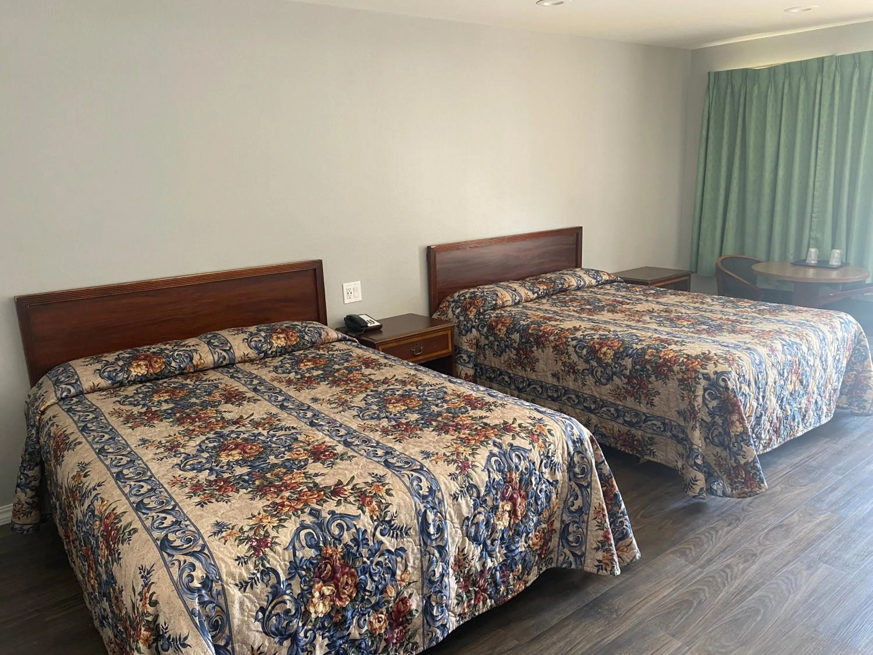 Bed in Sun Valley Inn