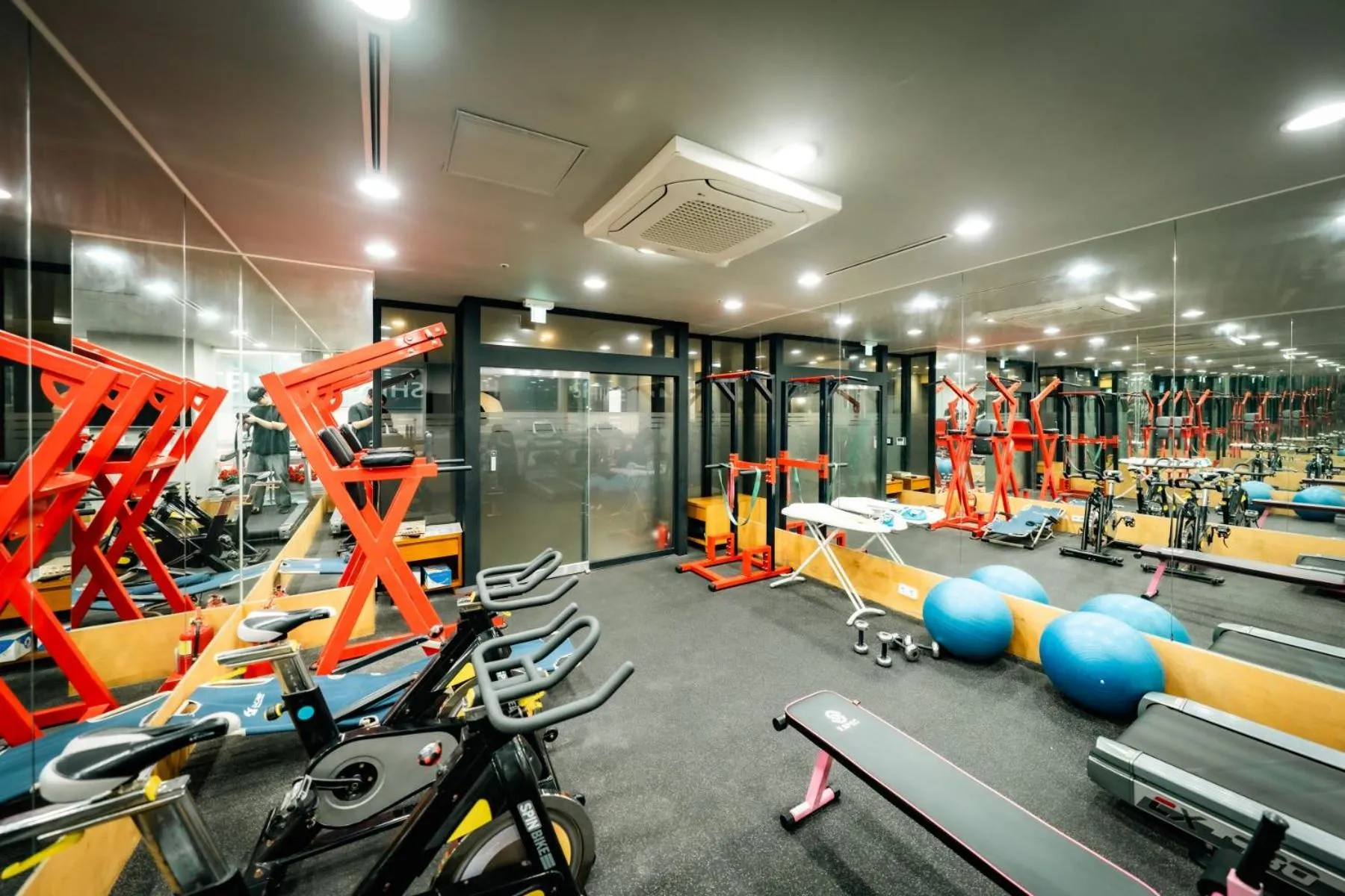 Fitness centre/facilities in Arban City Hotel