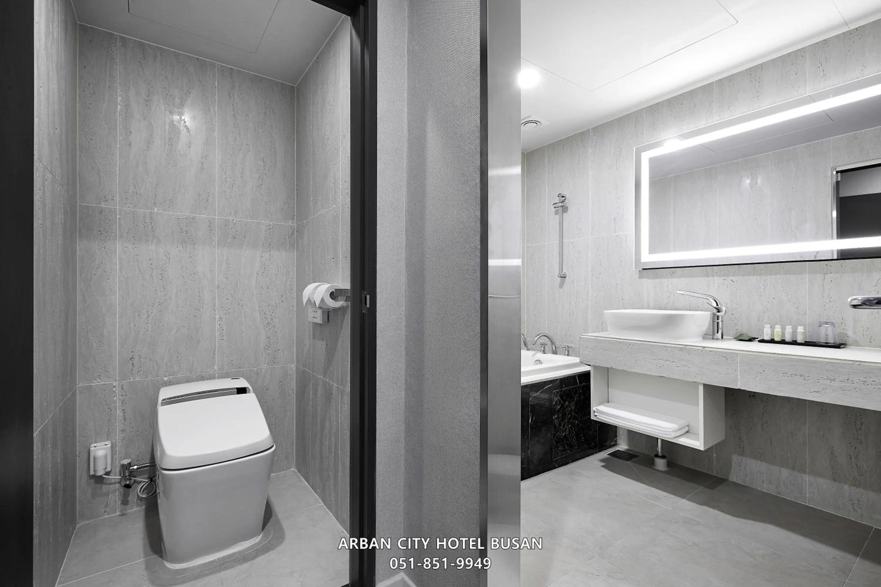 Bathroom in Arban City Hotel
